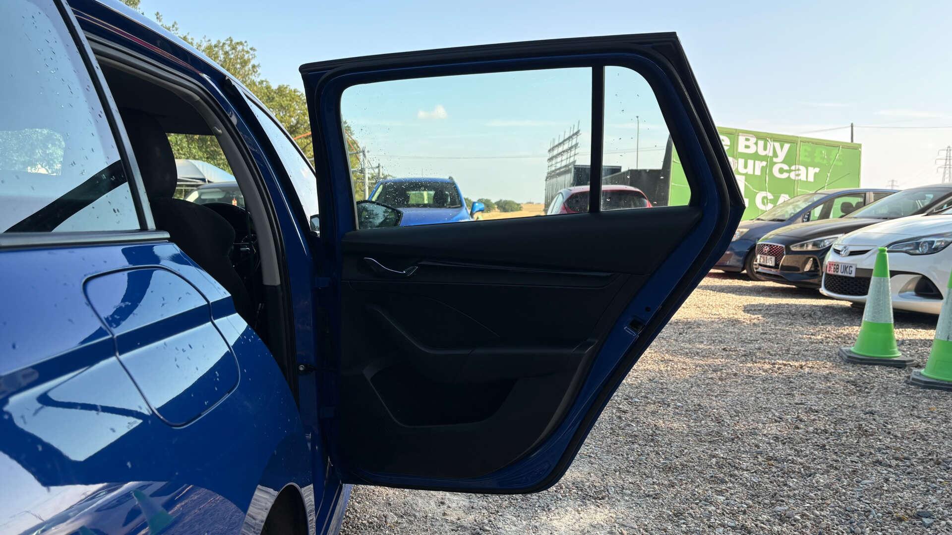 Skoda Octavia view 38