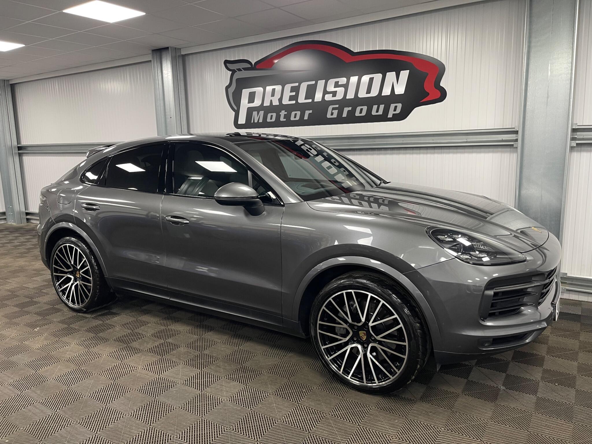 Porsche Cayenne view 4