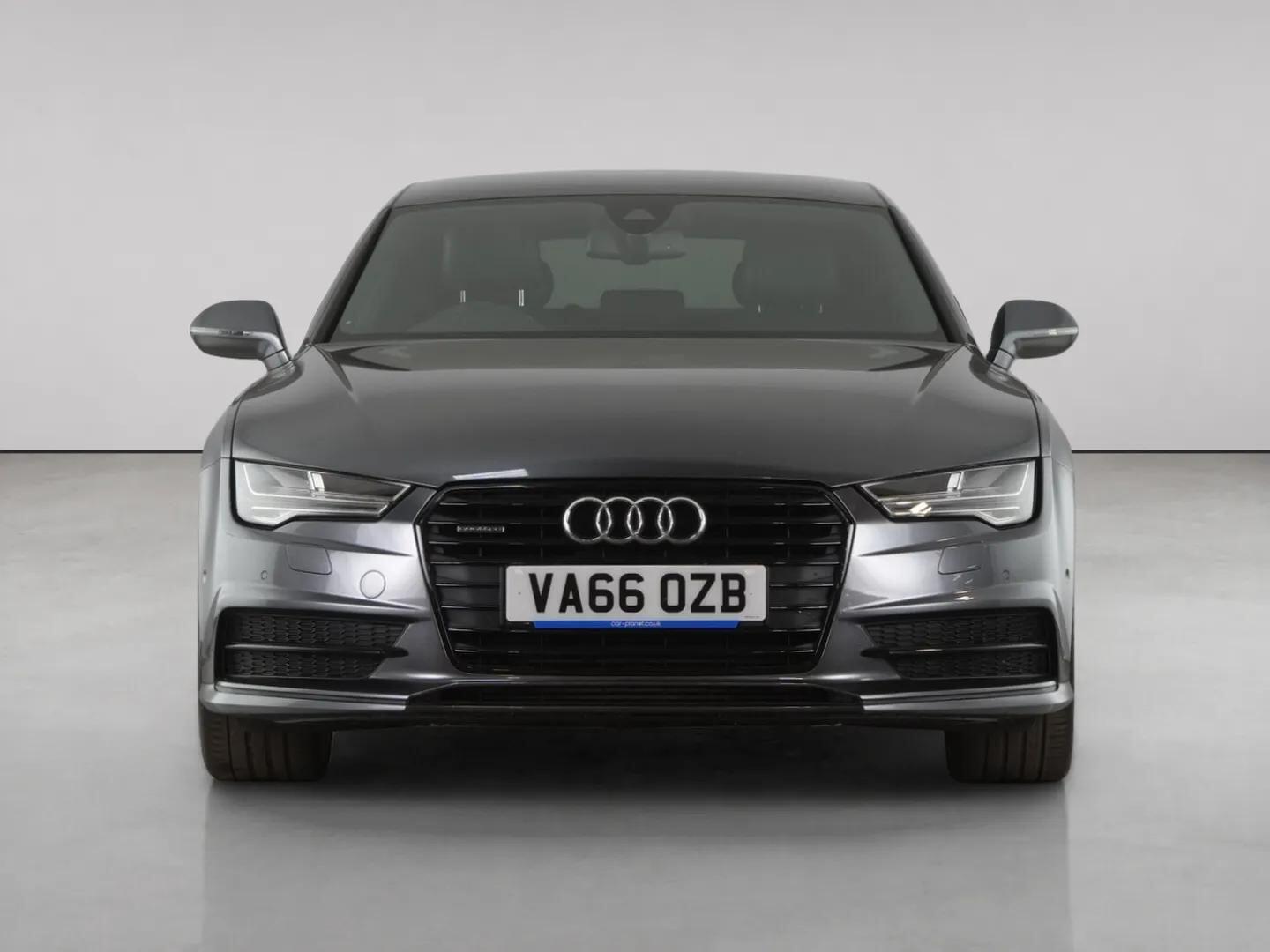 Audi A7 view 5