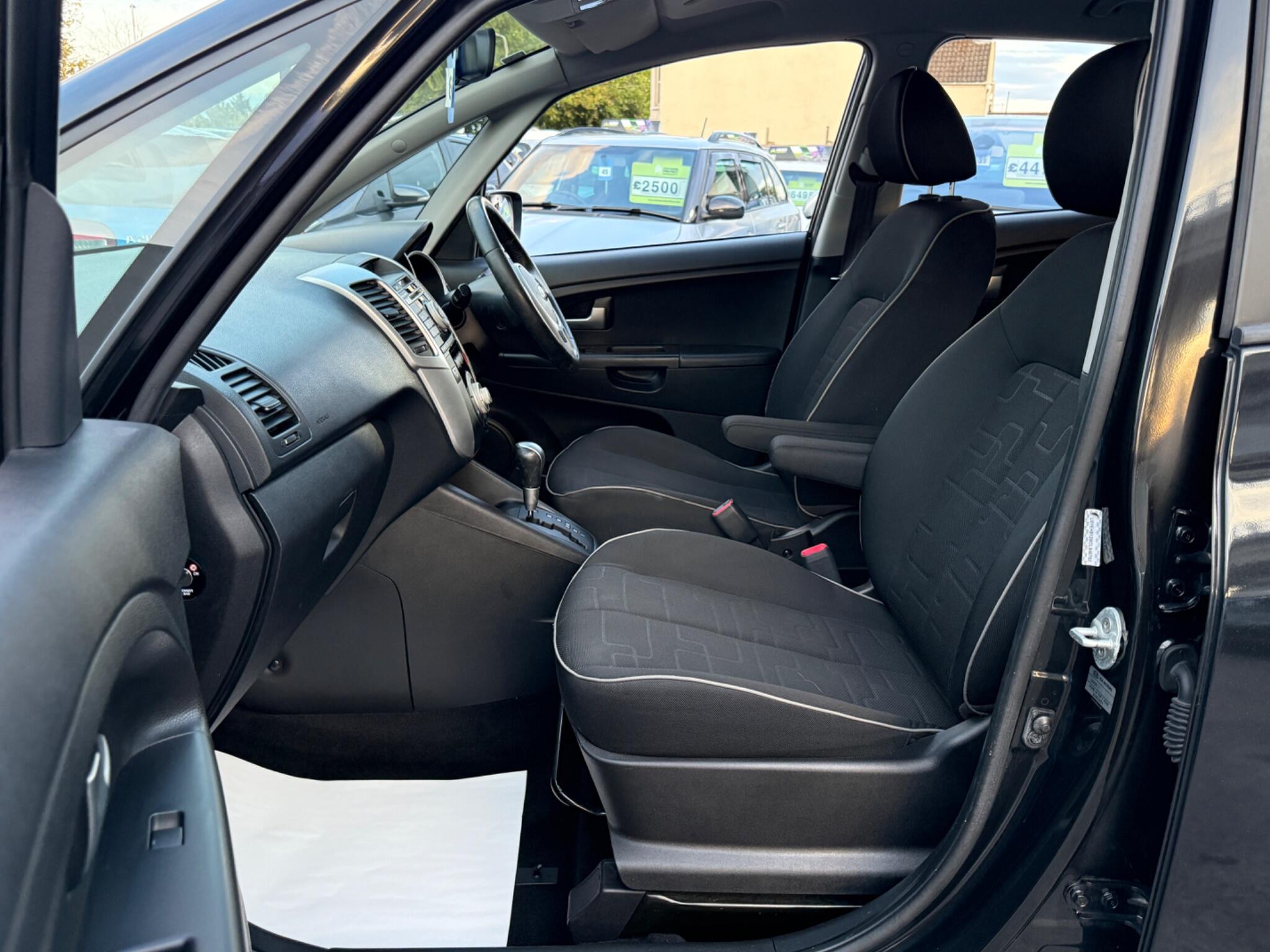 Kia Venga - Image 43