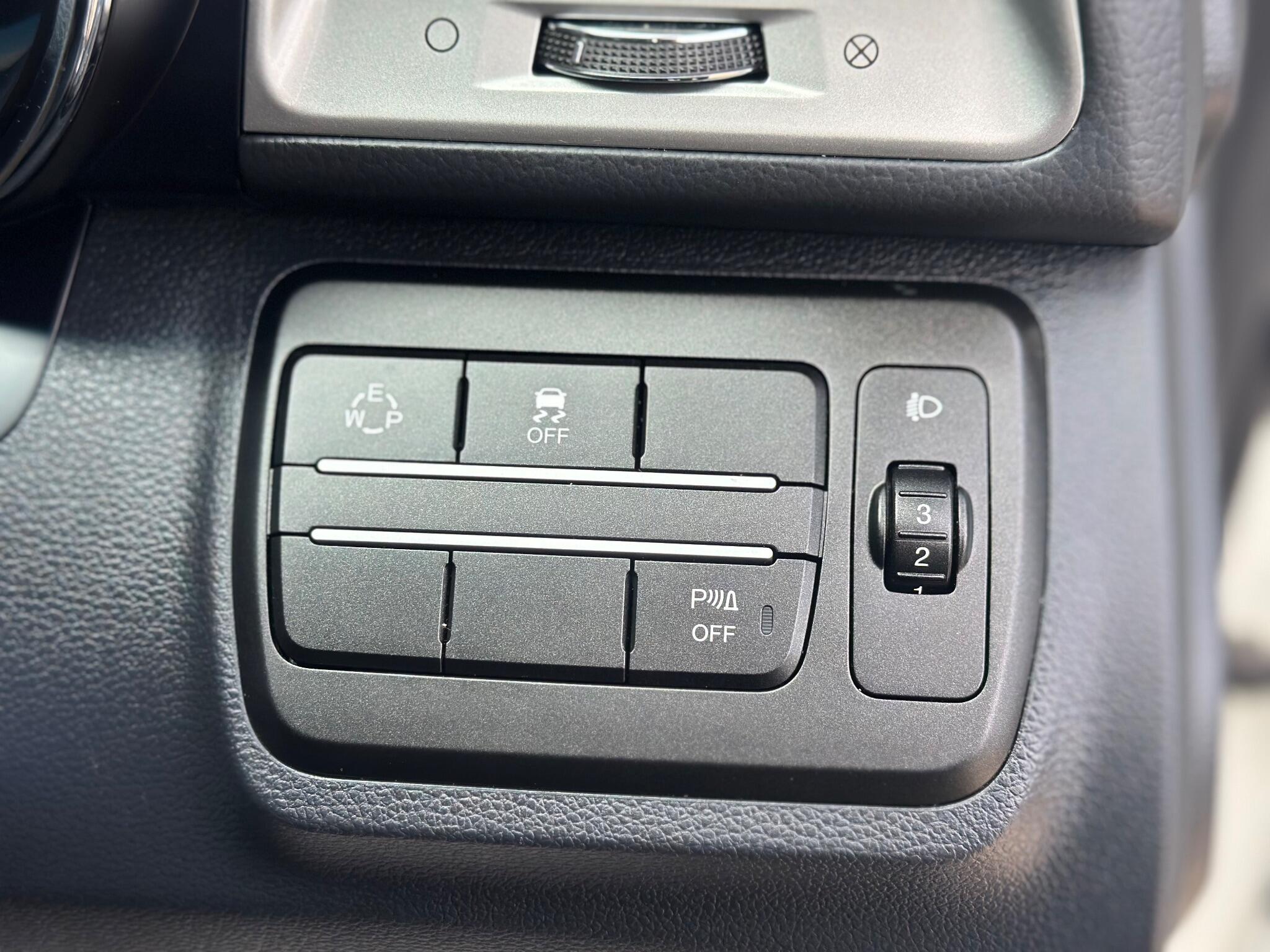 KGM Tivoli view 44