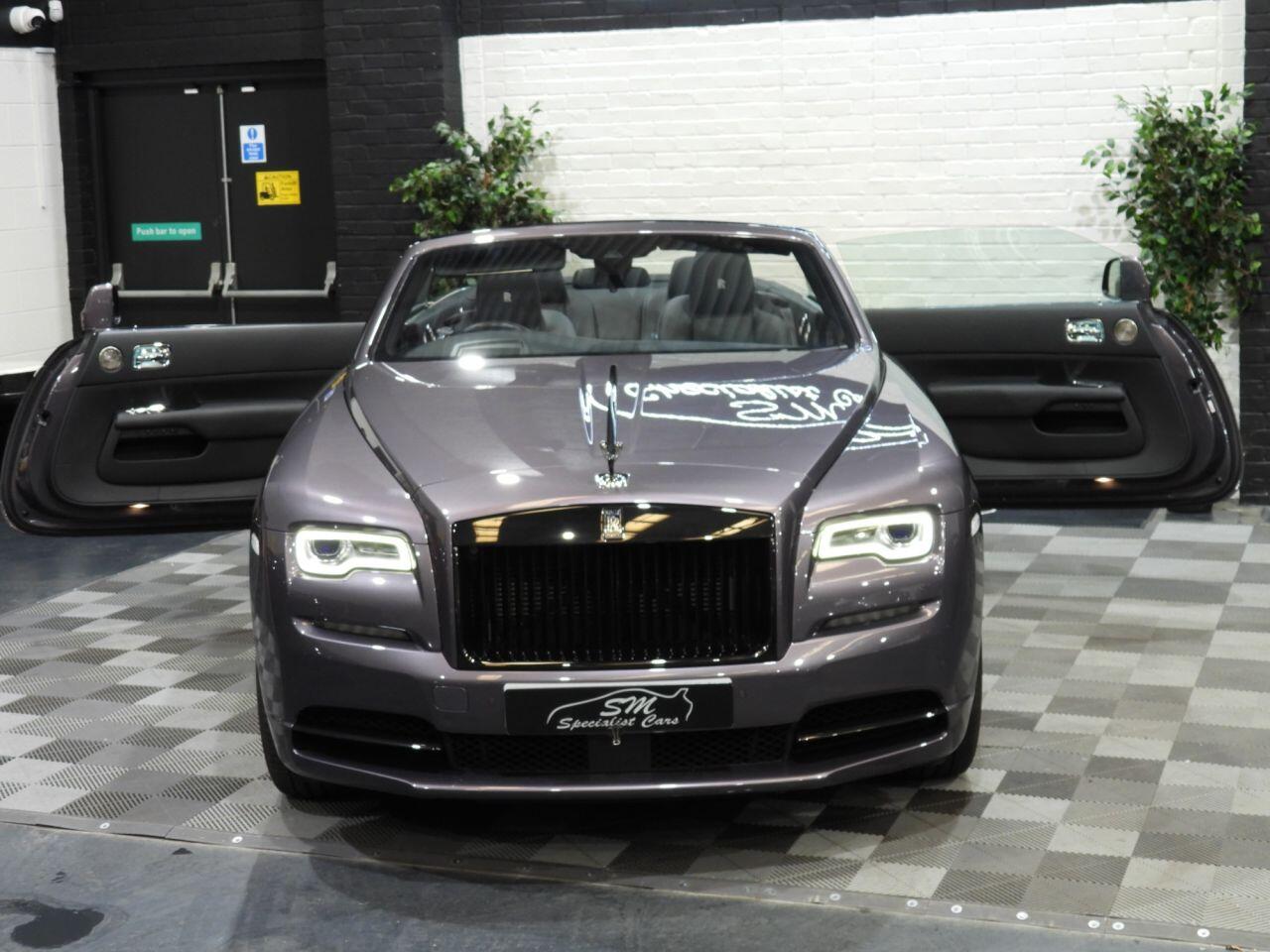 Rolls-Royce Dawn view 55