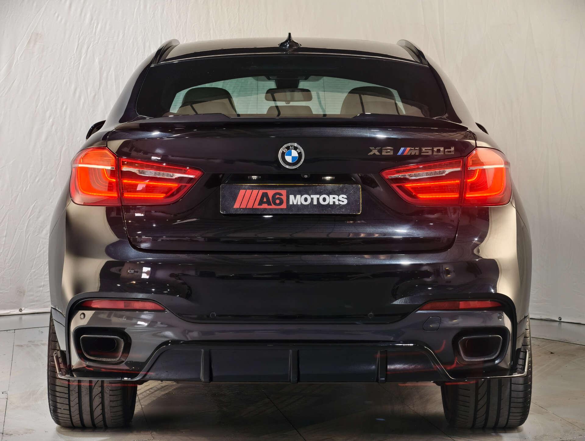 BMW X6 view 14