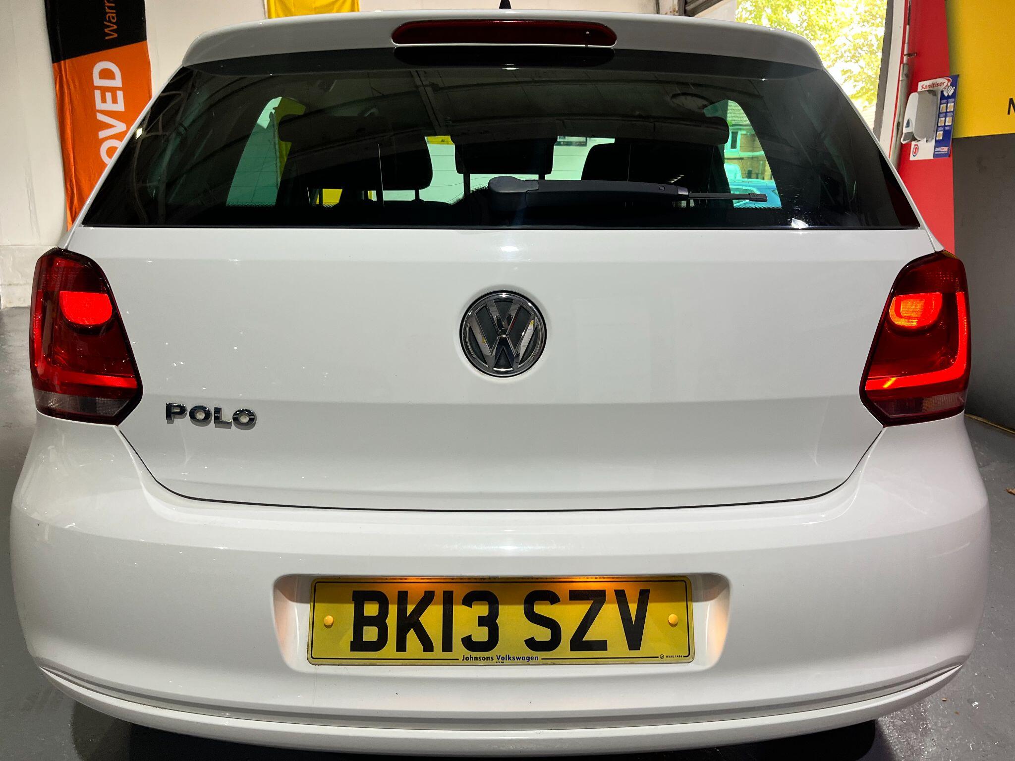 Volkswagen Polo view 8