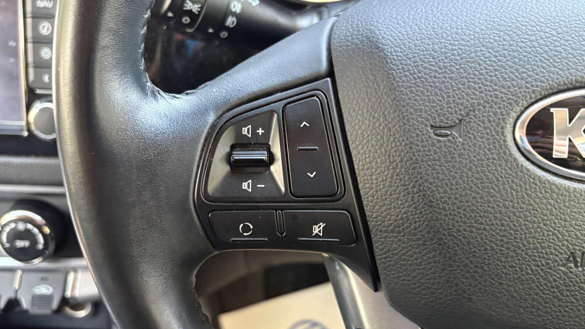 Kia Rio view 17