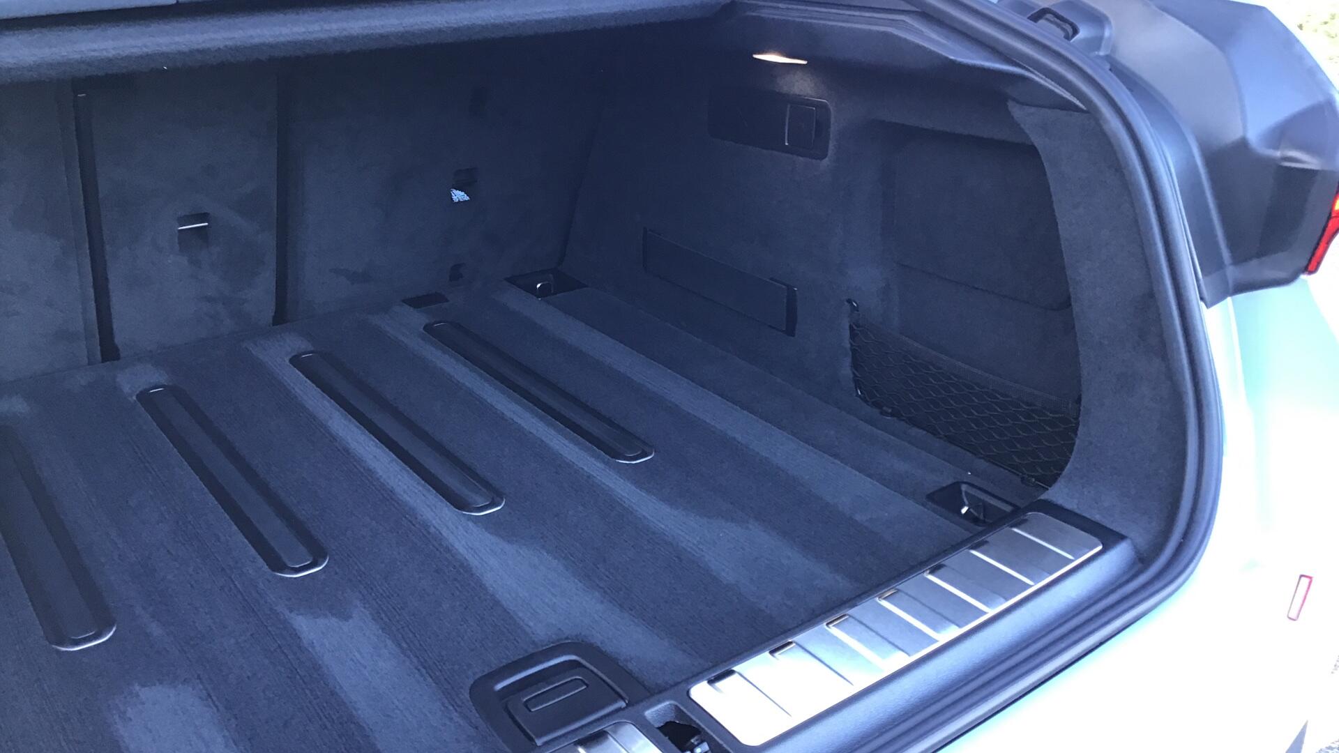 BMW X6 view 39