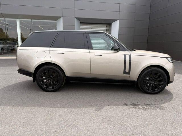 Land Rover Range Rover view 5