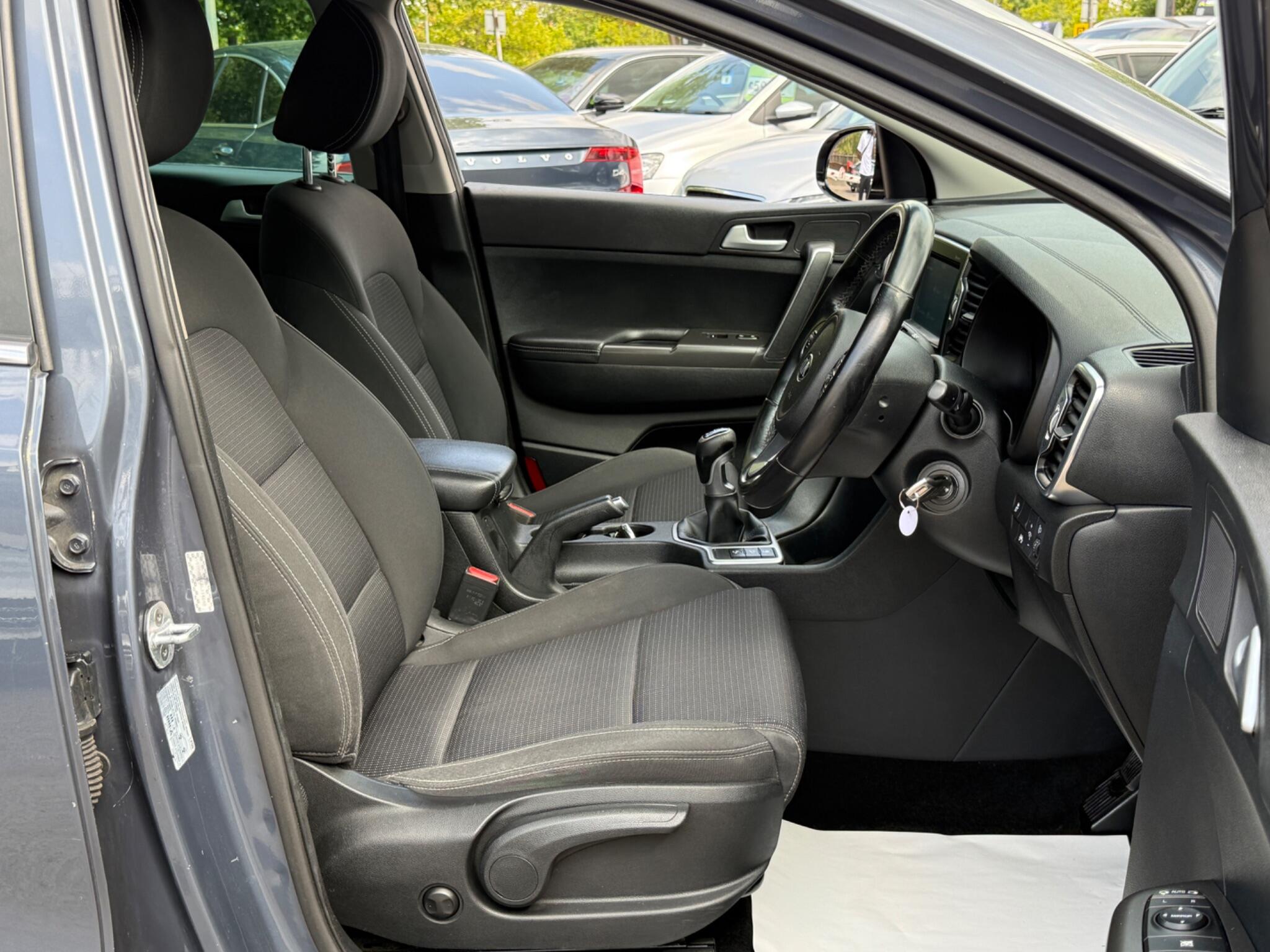 Kia Sportage - Image 27