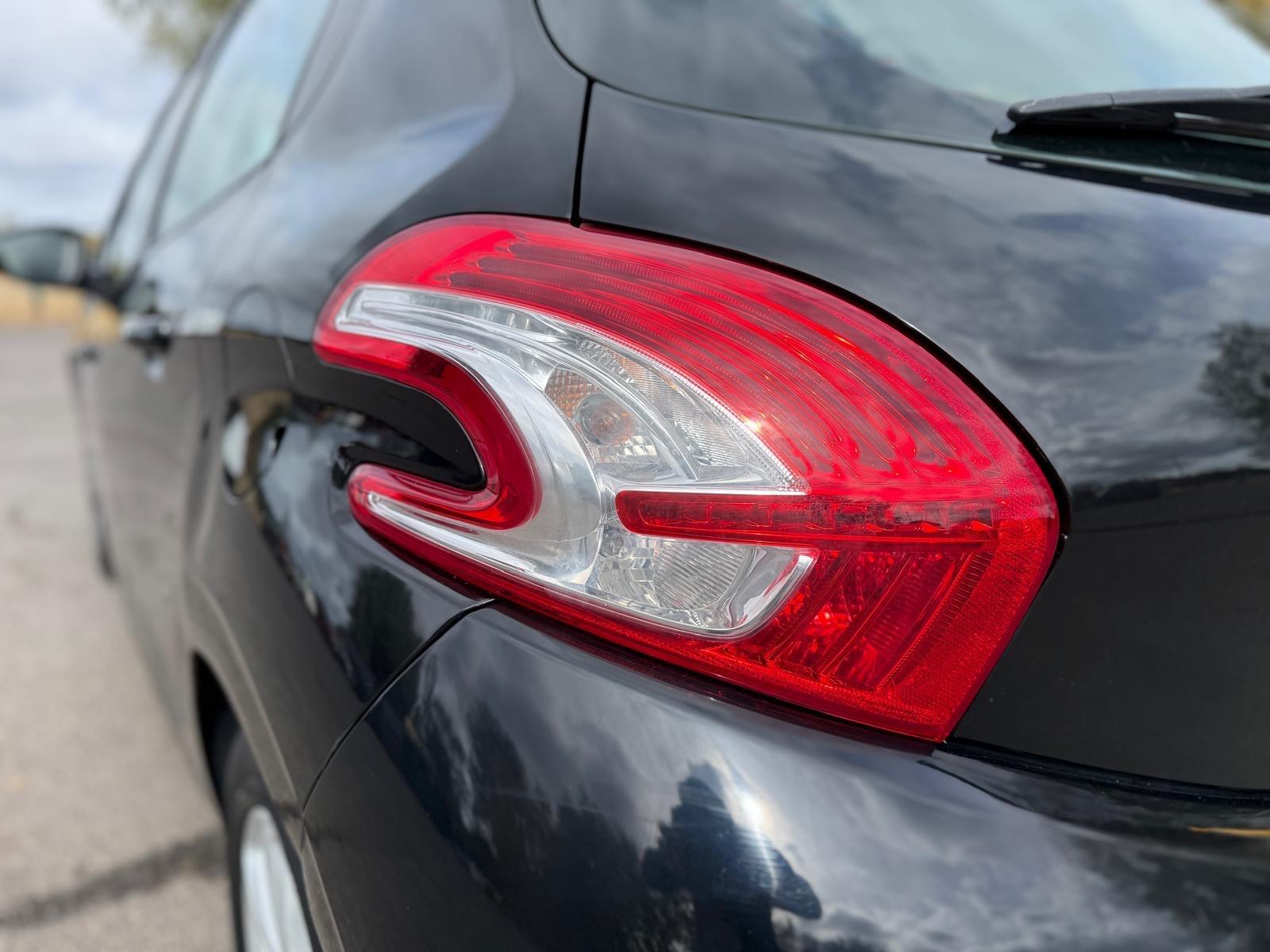 Peugeot 208 view 49