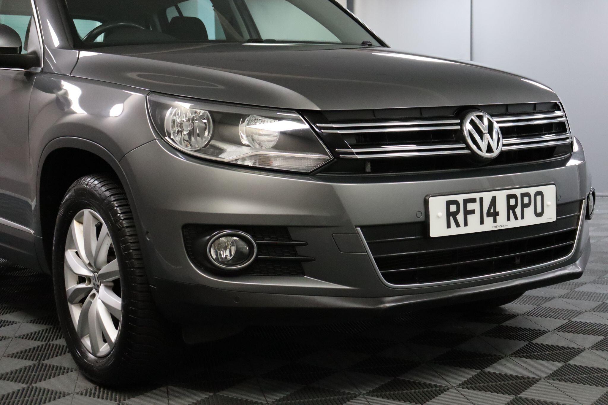Volkswagen Tiguan view 24