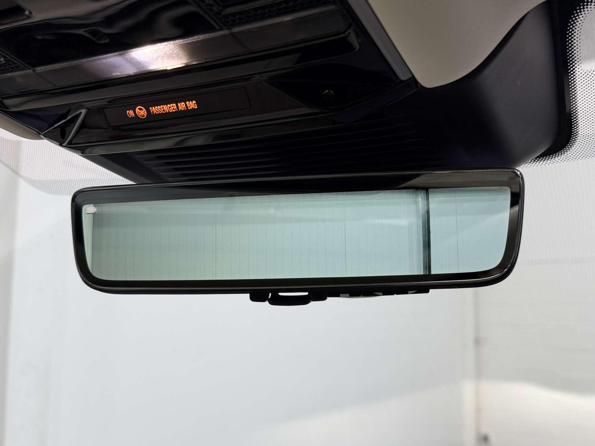 Land Rover Range Rover view 40