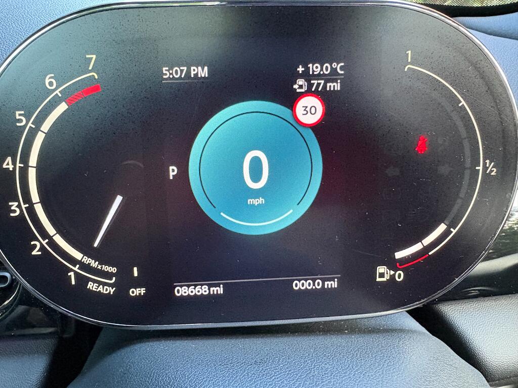 Mini Hatch view 22
