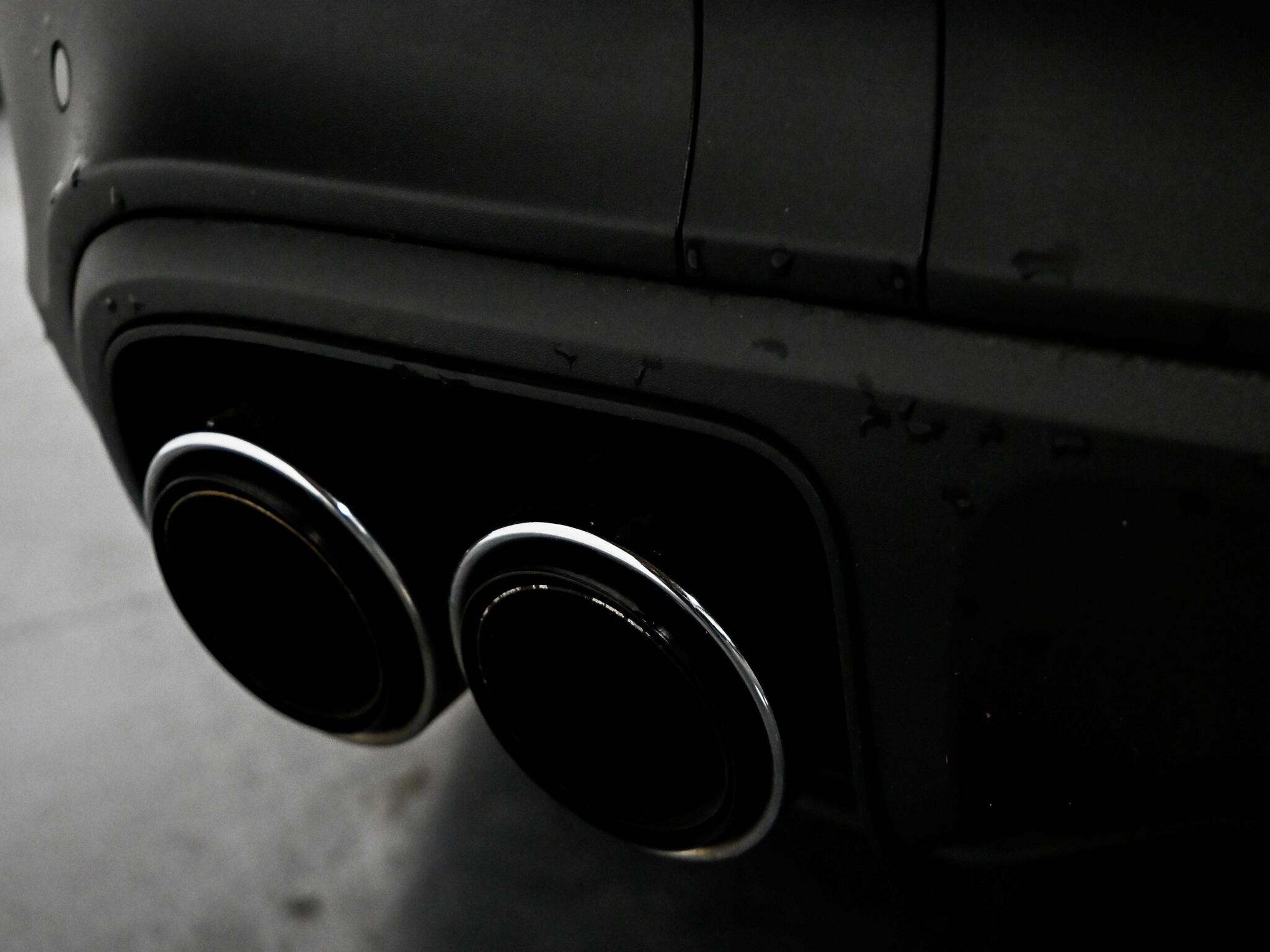 Porsche Cayenne view 48