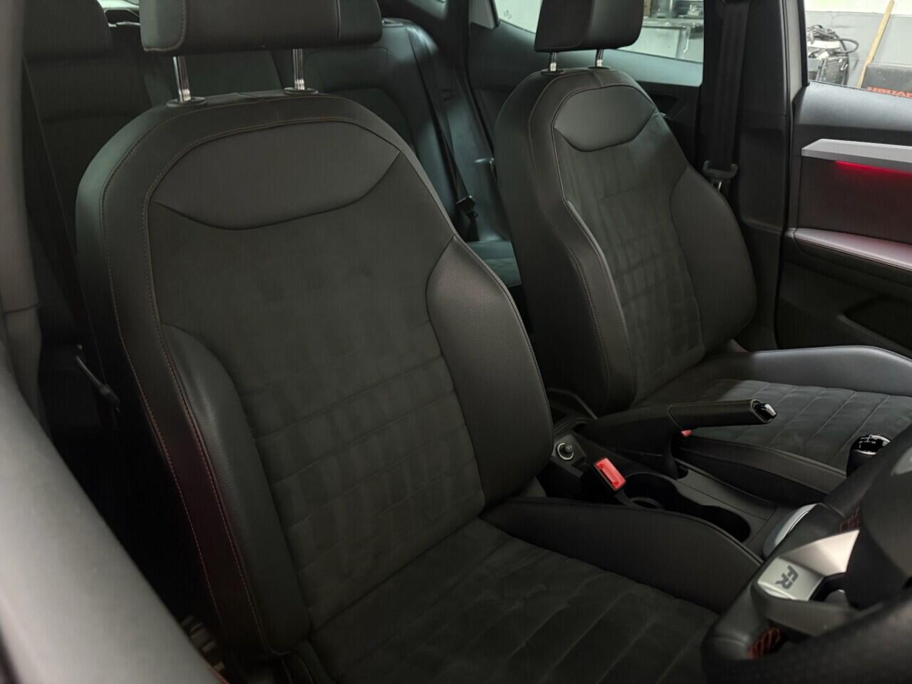 Seat Arona view 14
