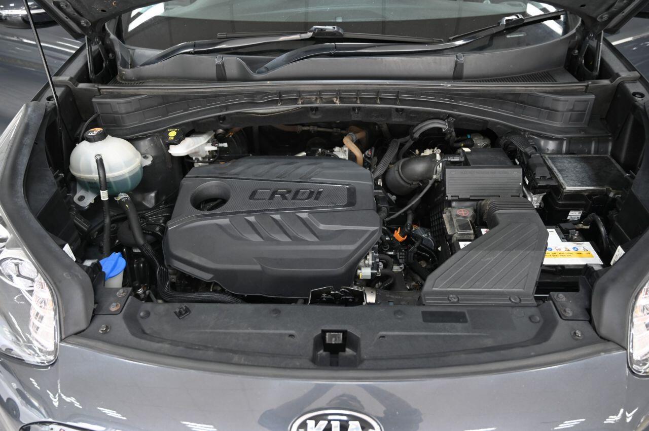 Kia Sportage view 34