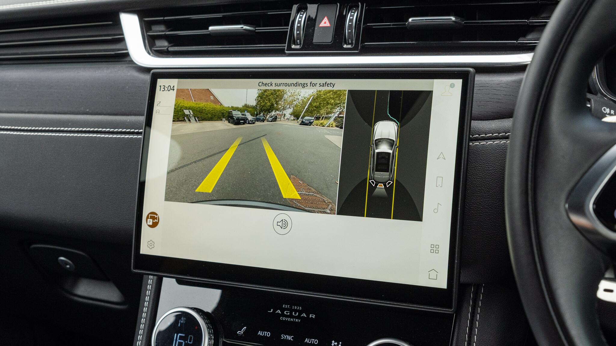 Jaguar F-Pace view 12