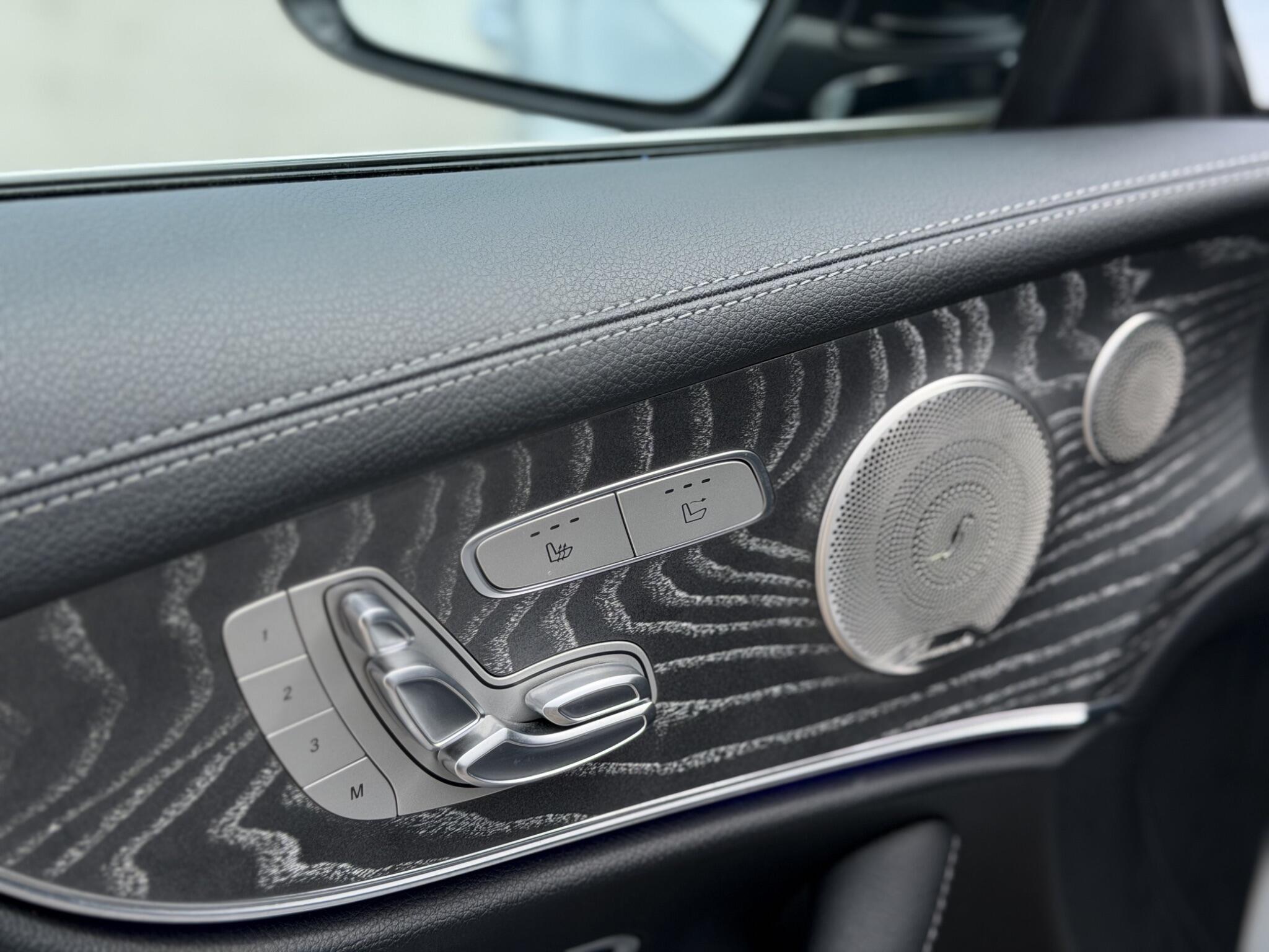 Mercedes-Benz E-Class view 49