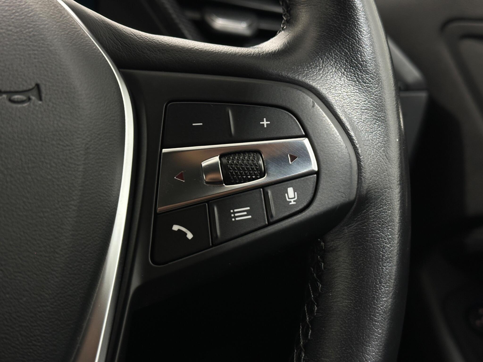 BMW 2 Series view 15