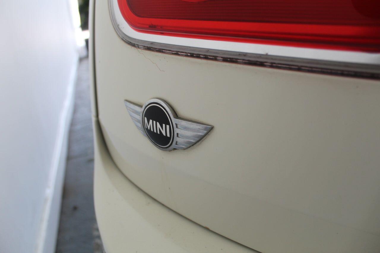 MINI Clubman view 18