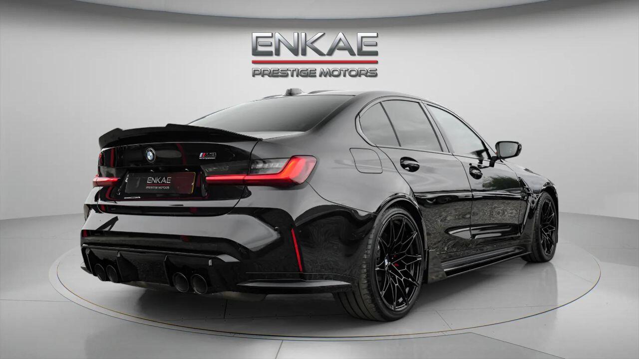 BMW M3 view 4