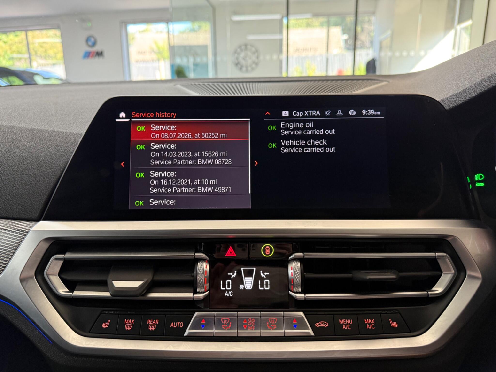 BMW 3 Series view 18