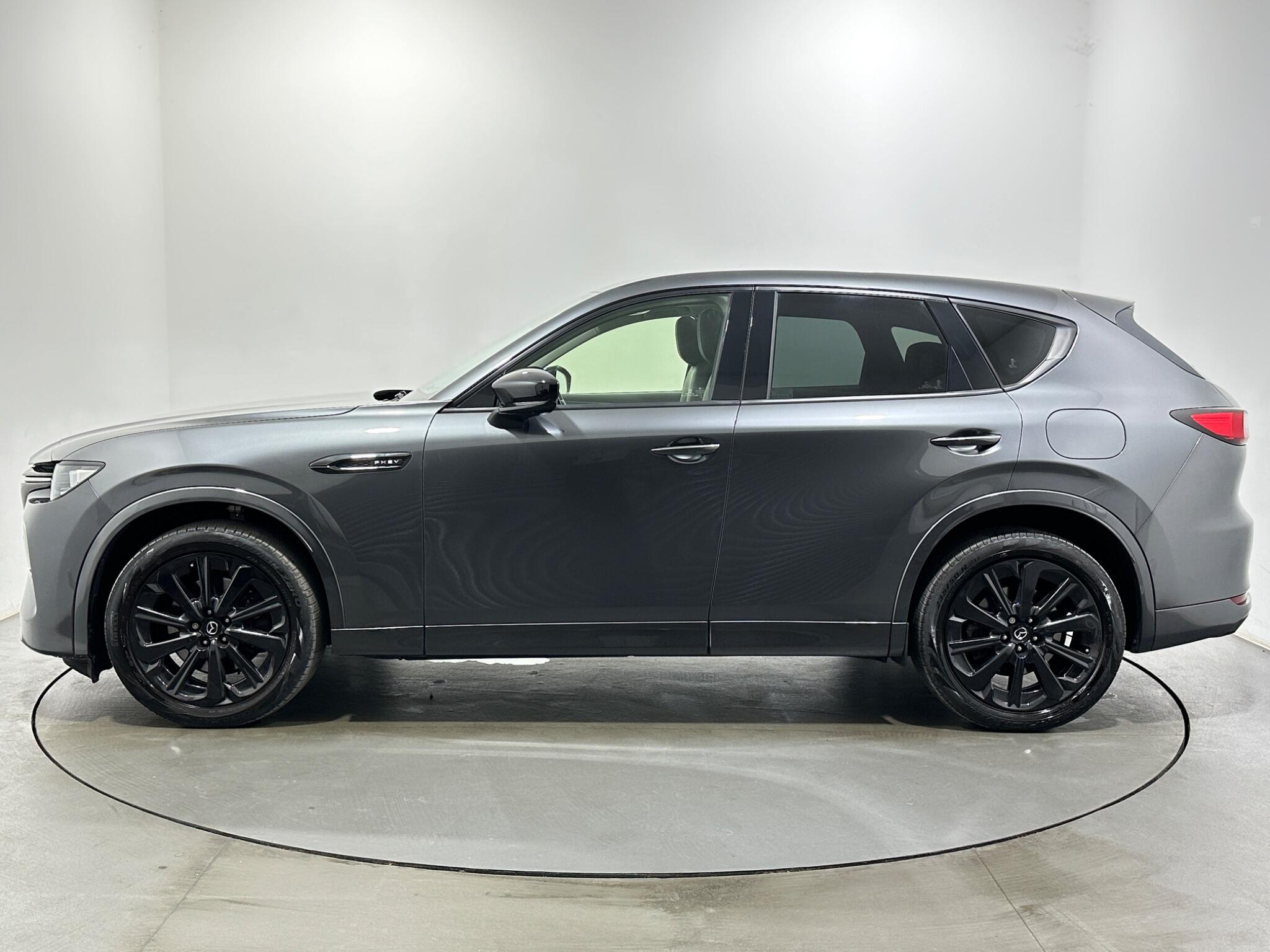 Mazda CX-60 view 5