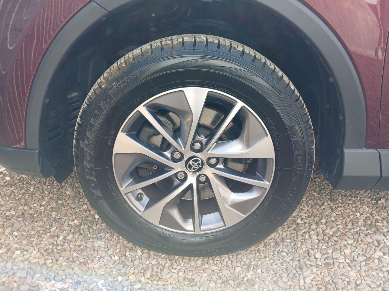 Toyota Rav4 view 45
