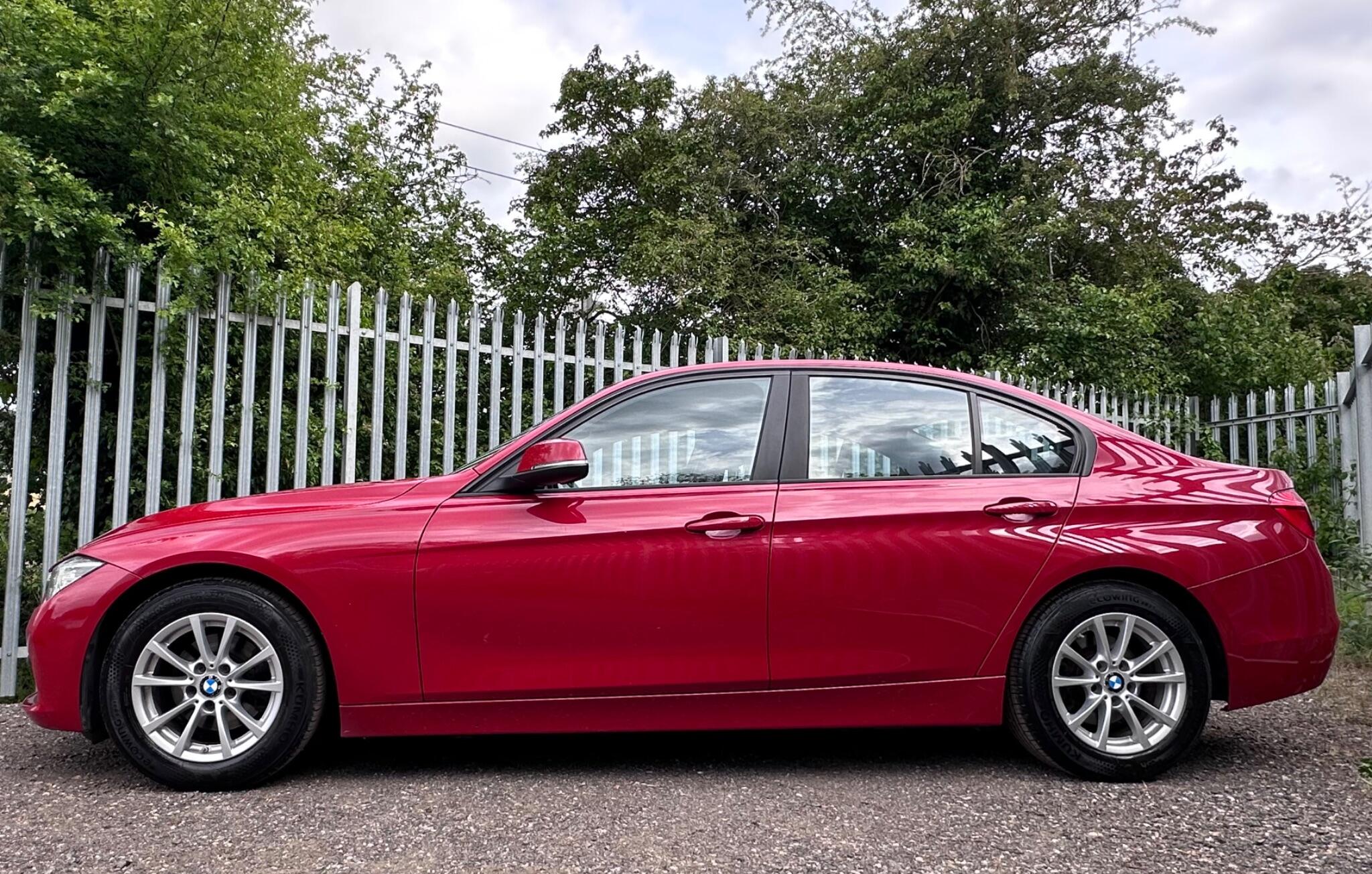 2015 BMW 3 Series image 5