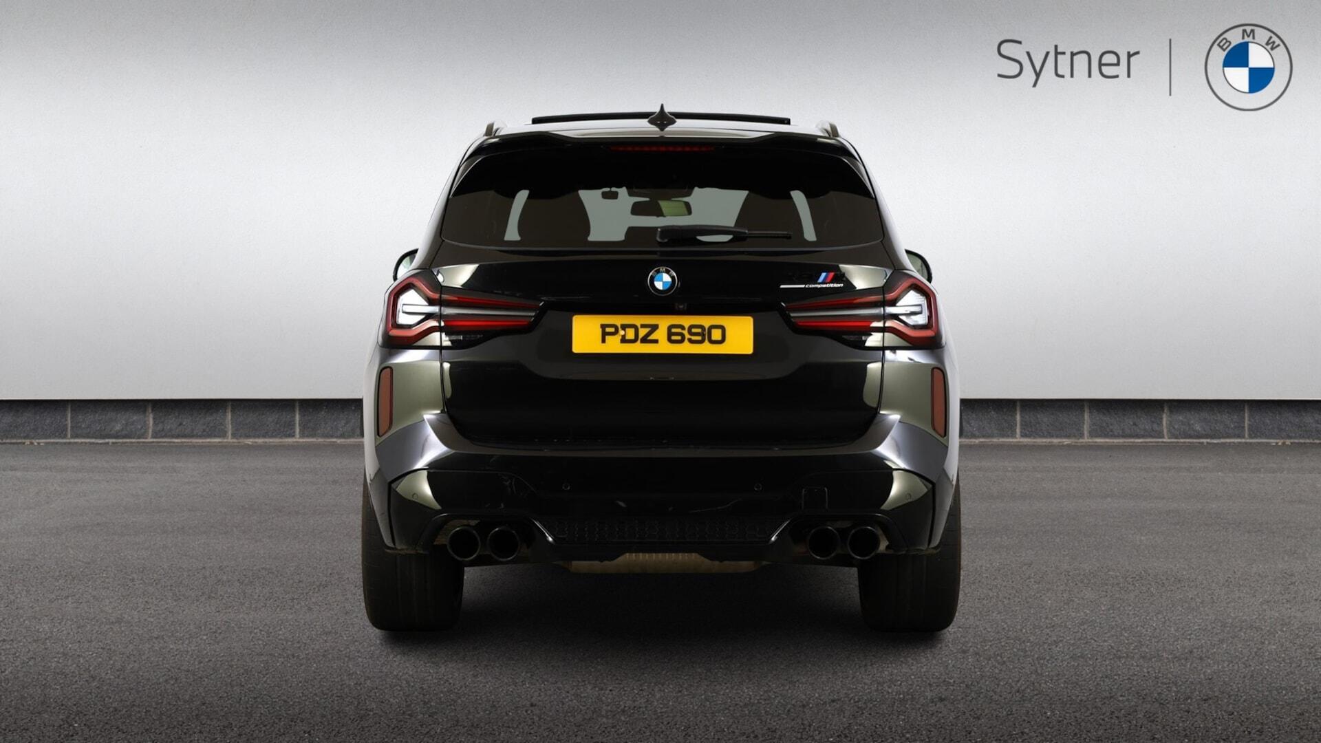 BMW X3 M view 15