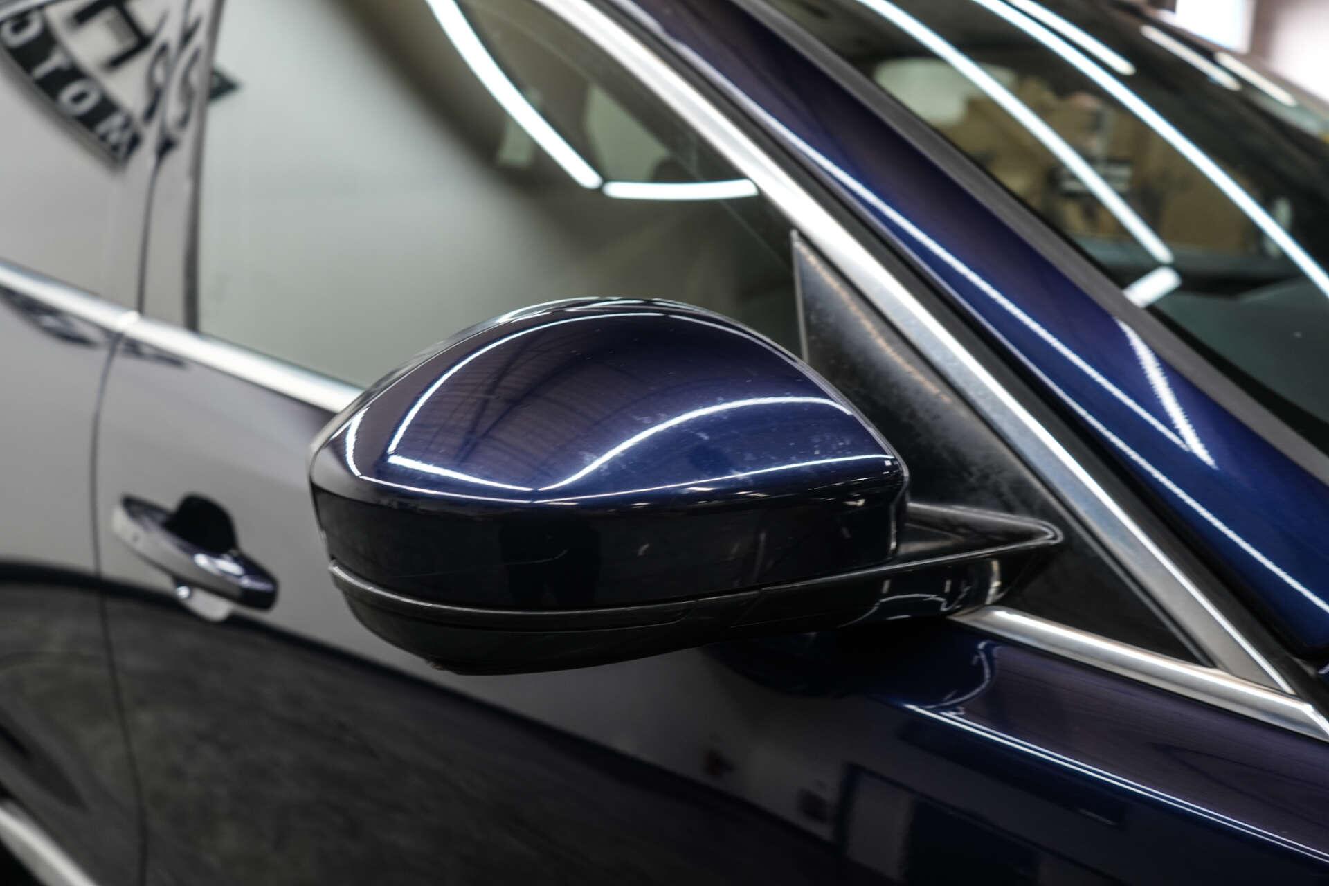 Jaguar F-Pace view 8
