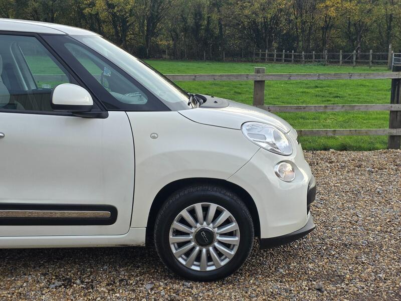 2014 Fiat 500L image 5