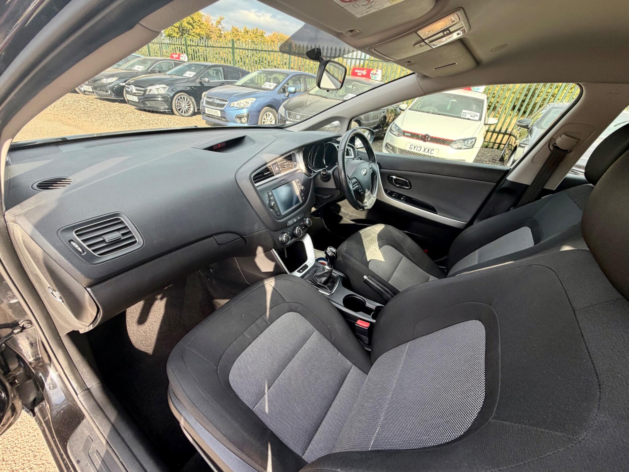 Kia Ceed view 57