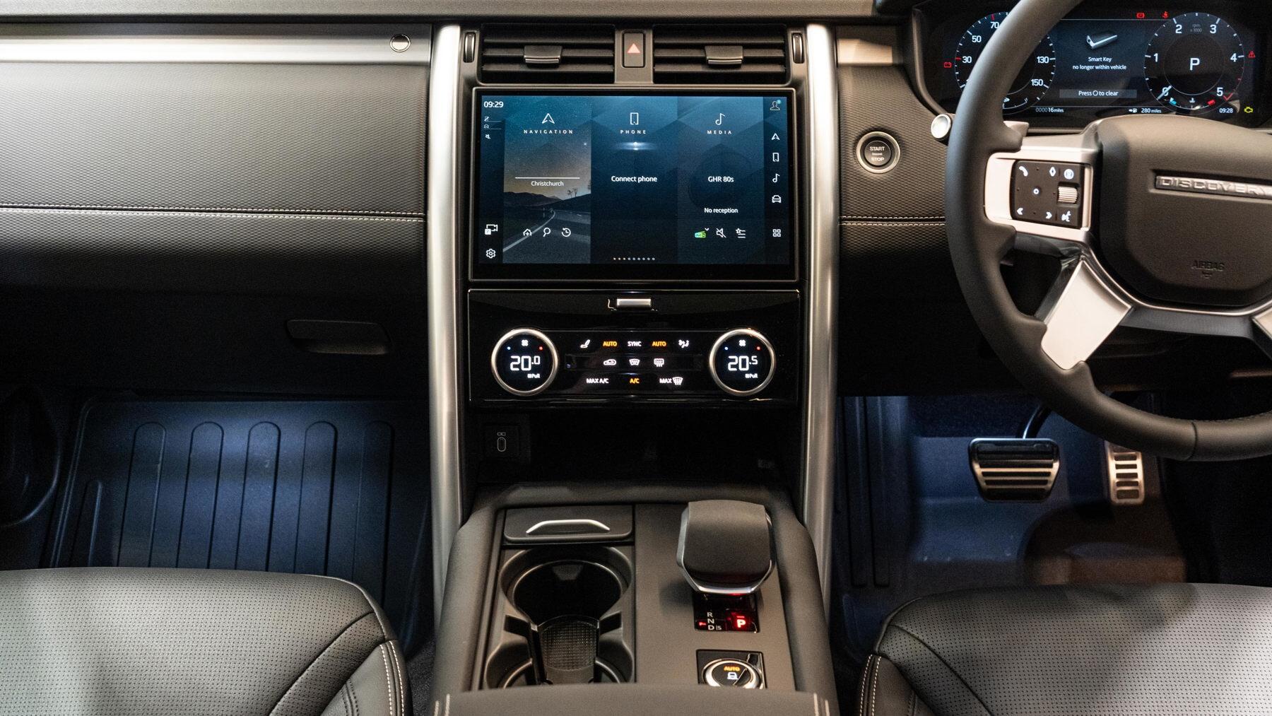 Land Rover Discovery view 51