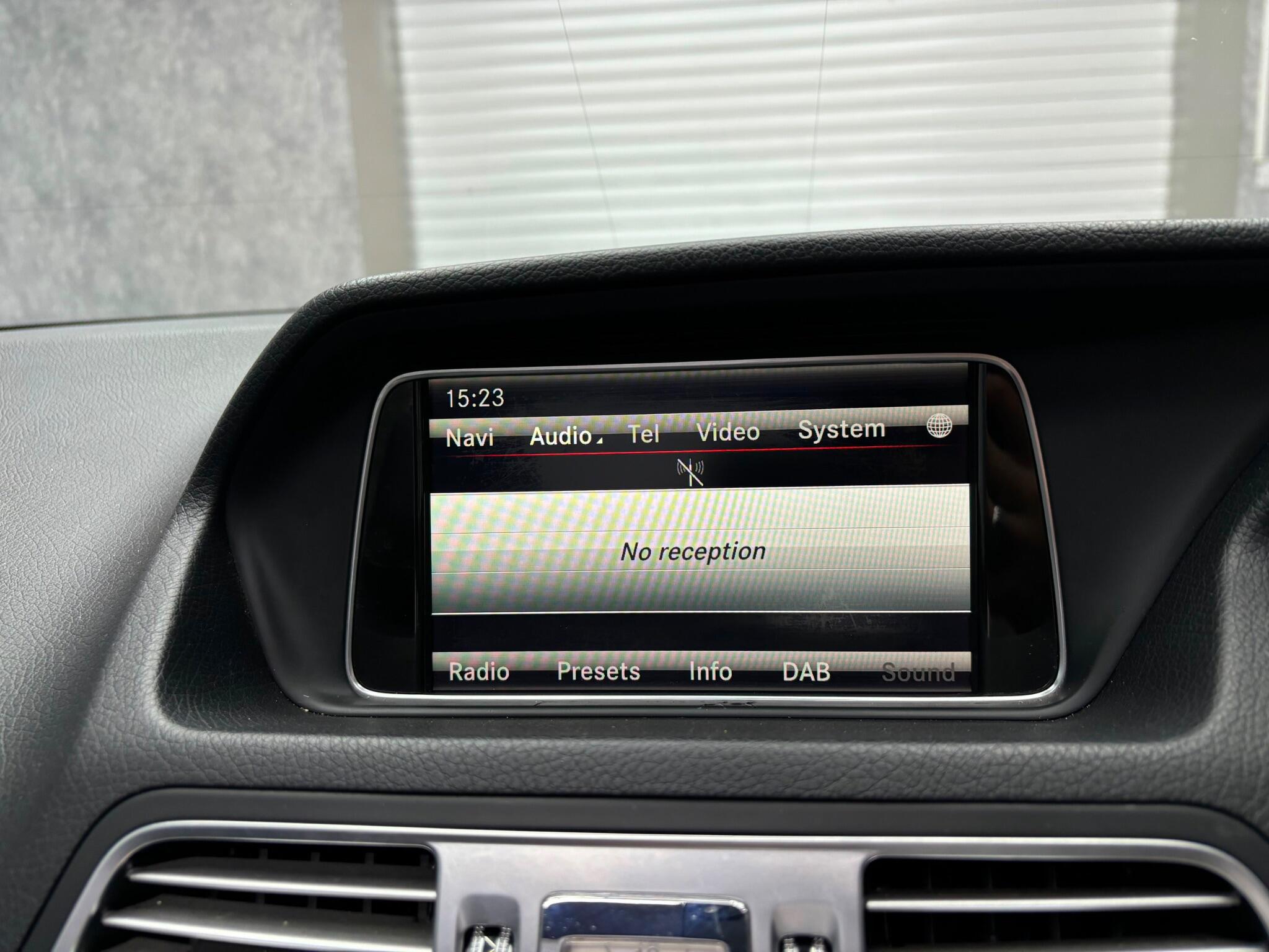 Mercedes-Benz E Class view 10