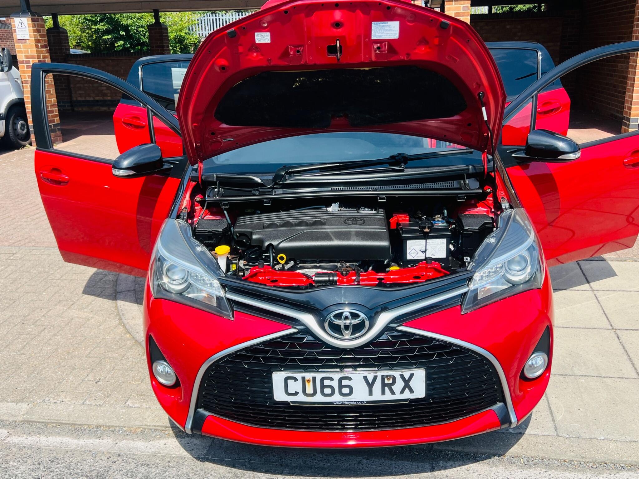 Toyota Yaris view 39