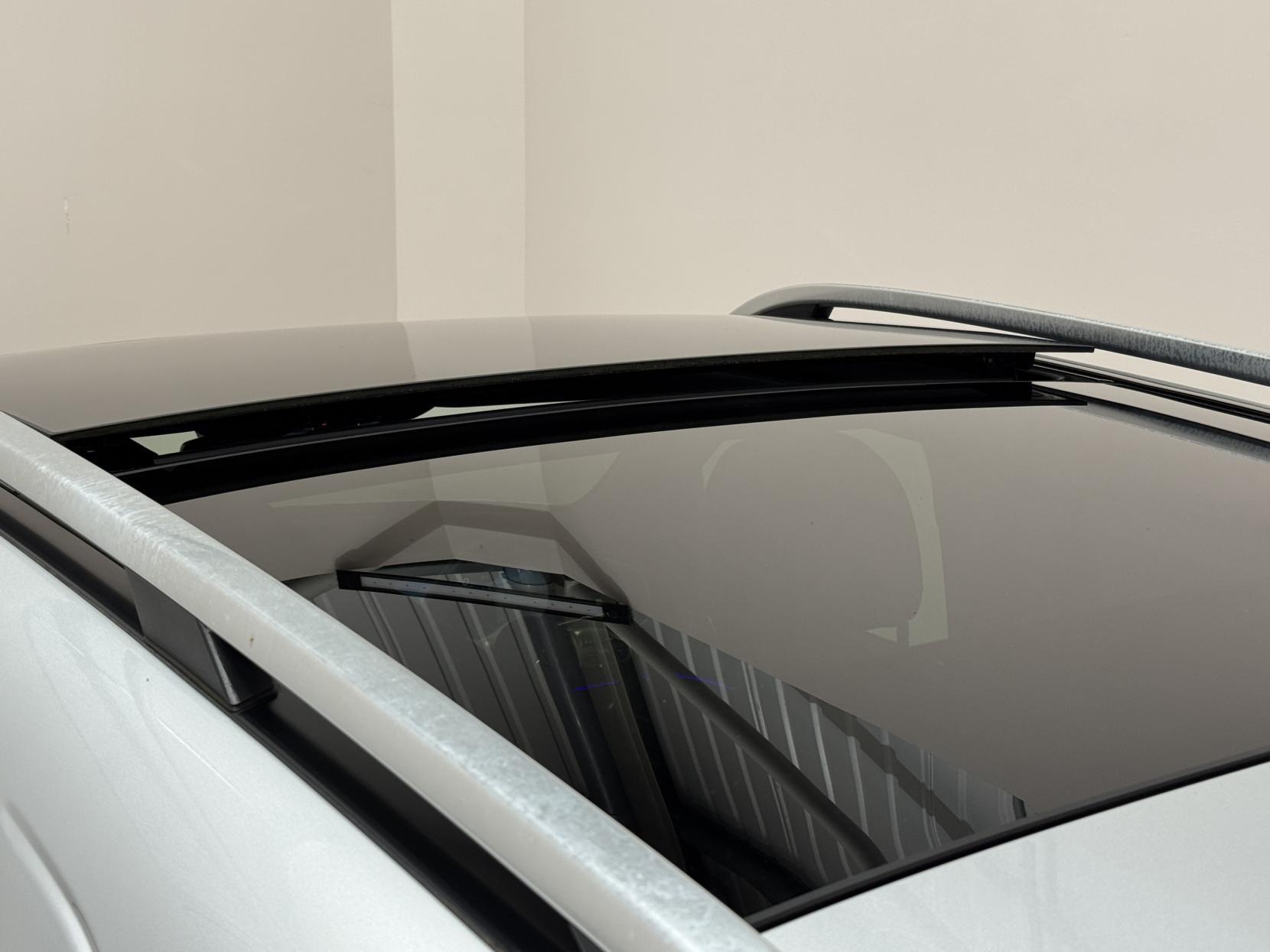 Mercedes-Benz Gle view 12