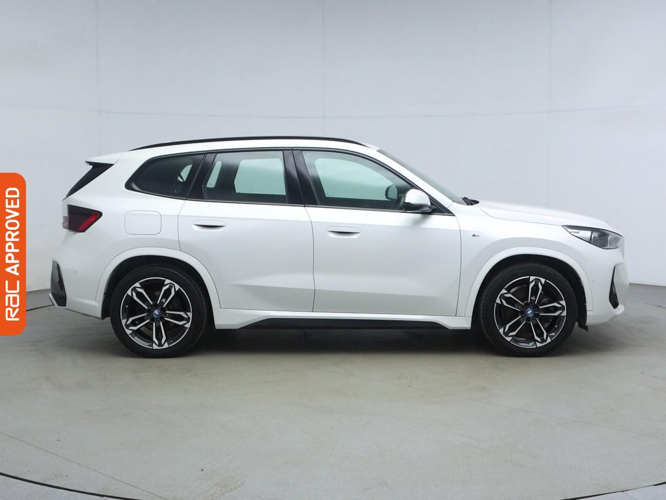 BMW Ix1 view 7