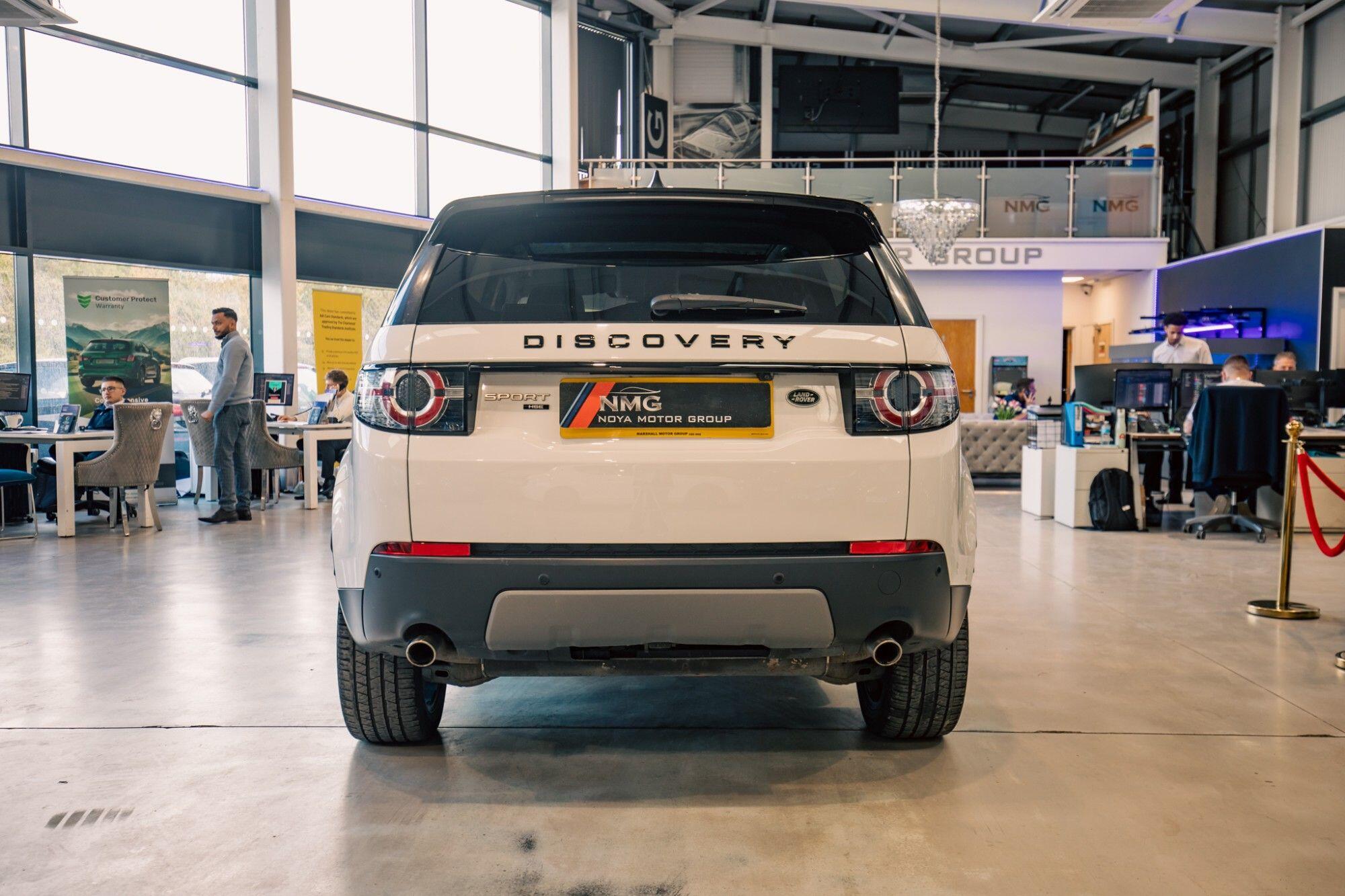 Land Rover Discovery Sport view 26