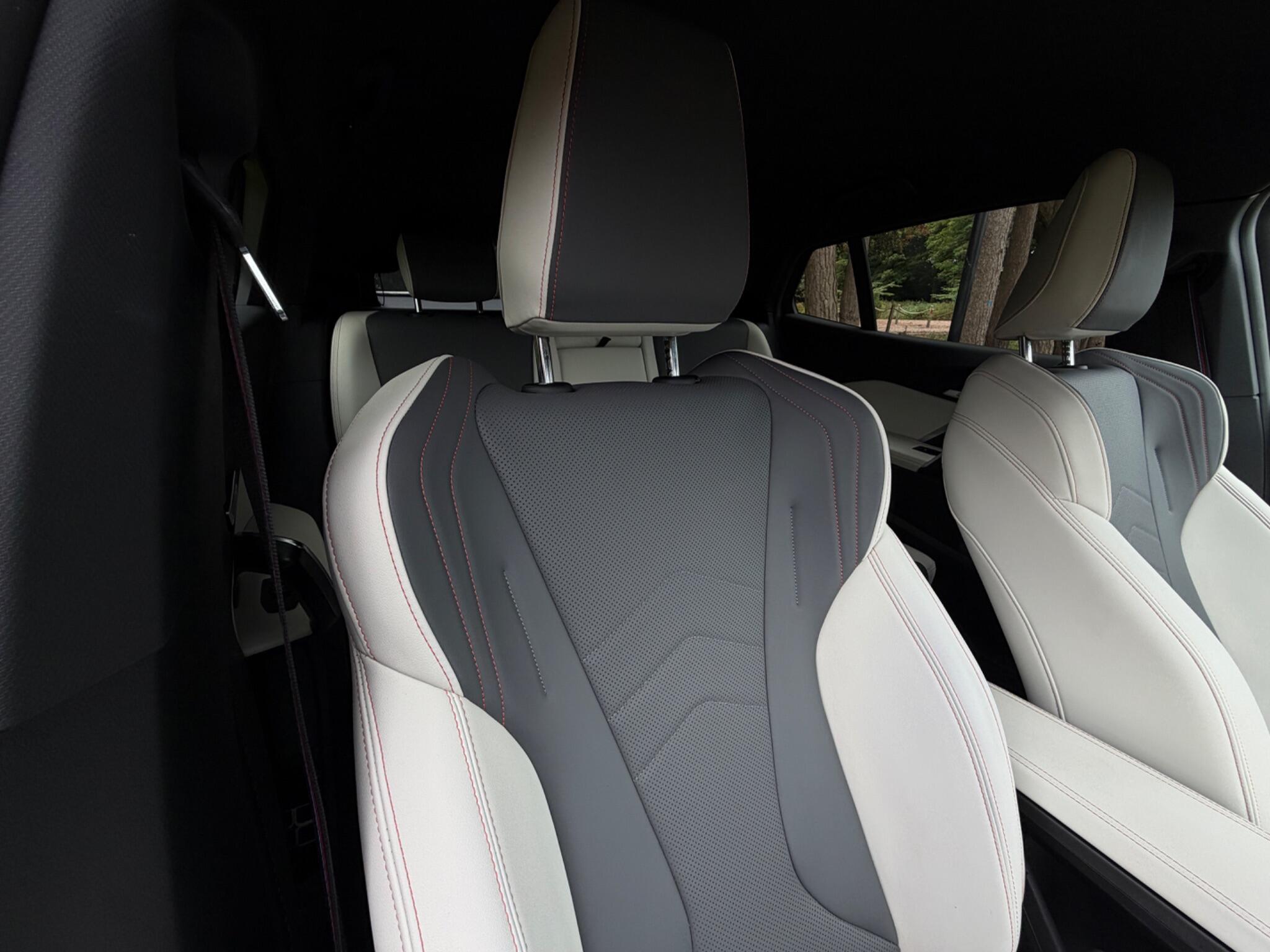 BMW X2 view 17