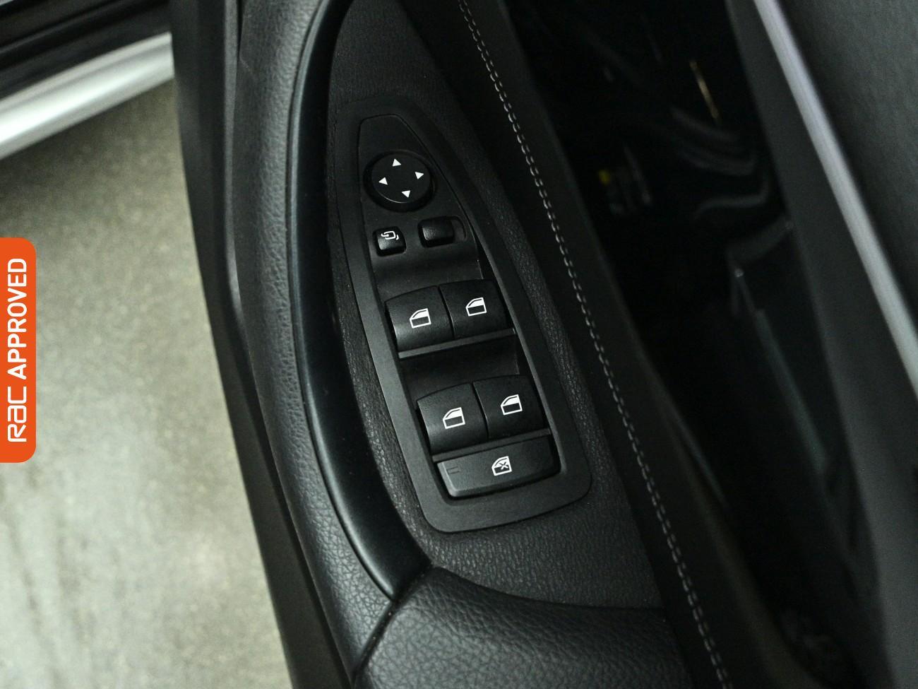 BMW X1 view 25
