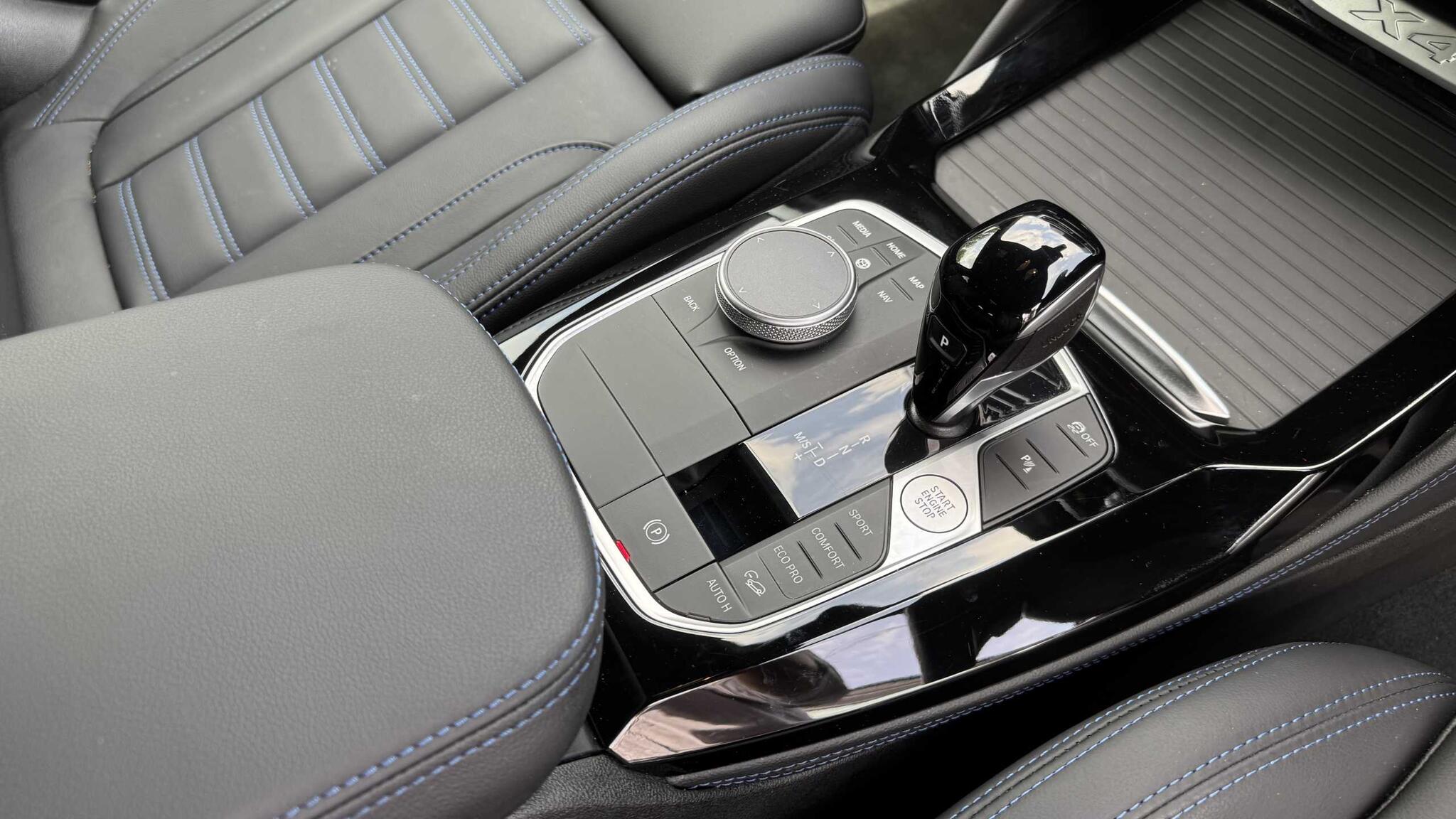 BMW X4 view 23