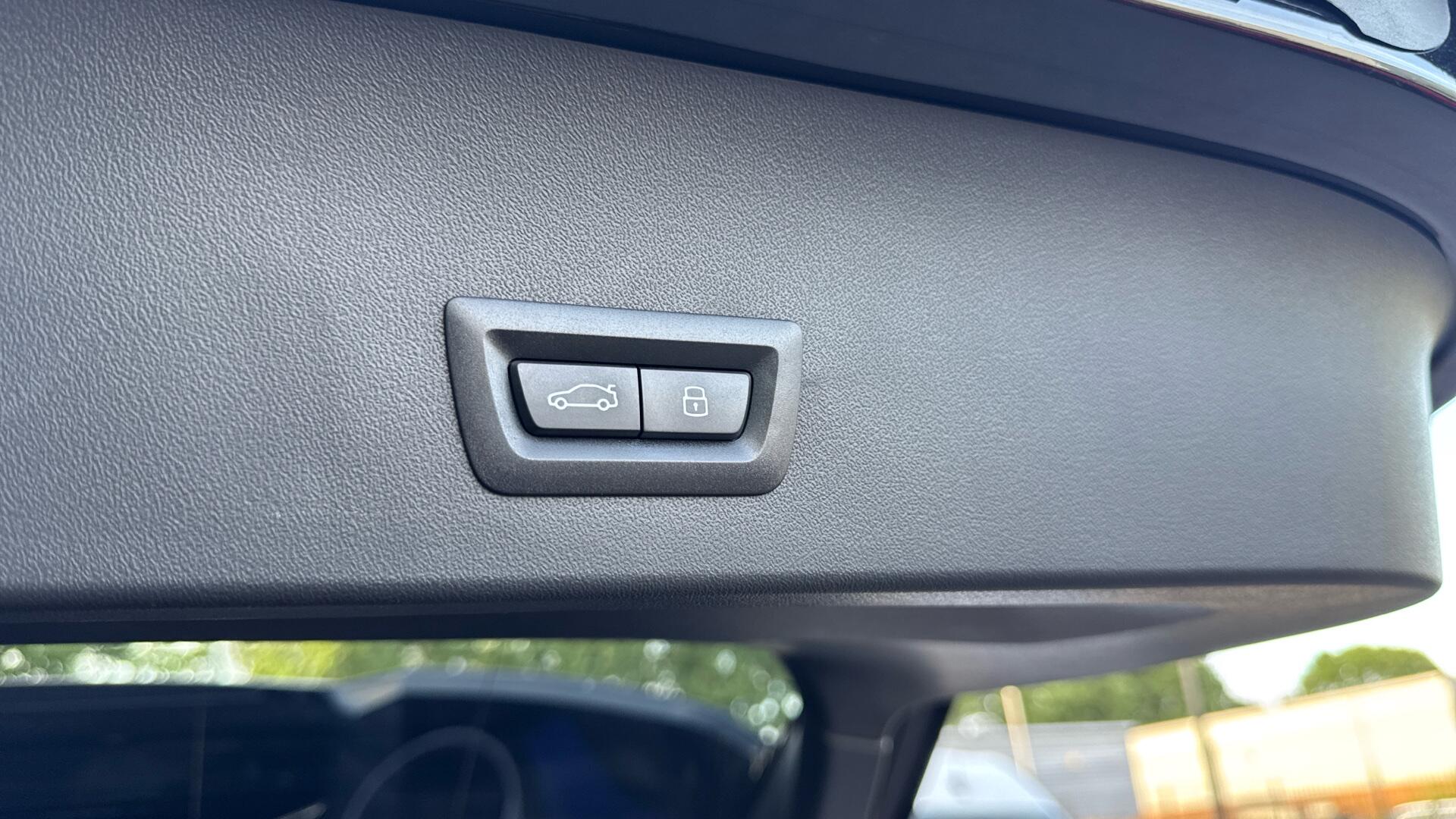 BMW X3 view 30
