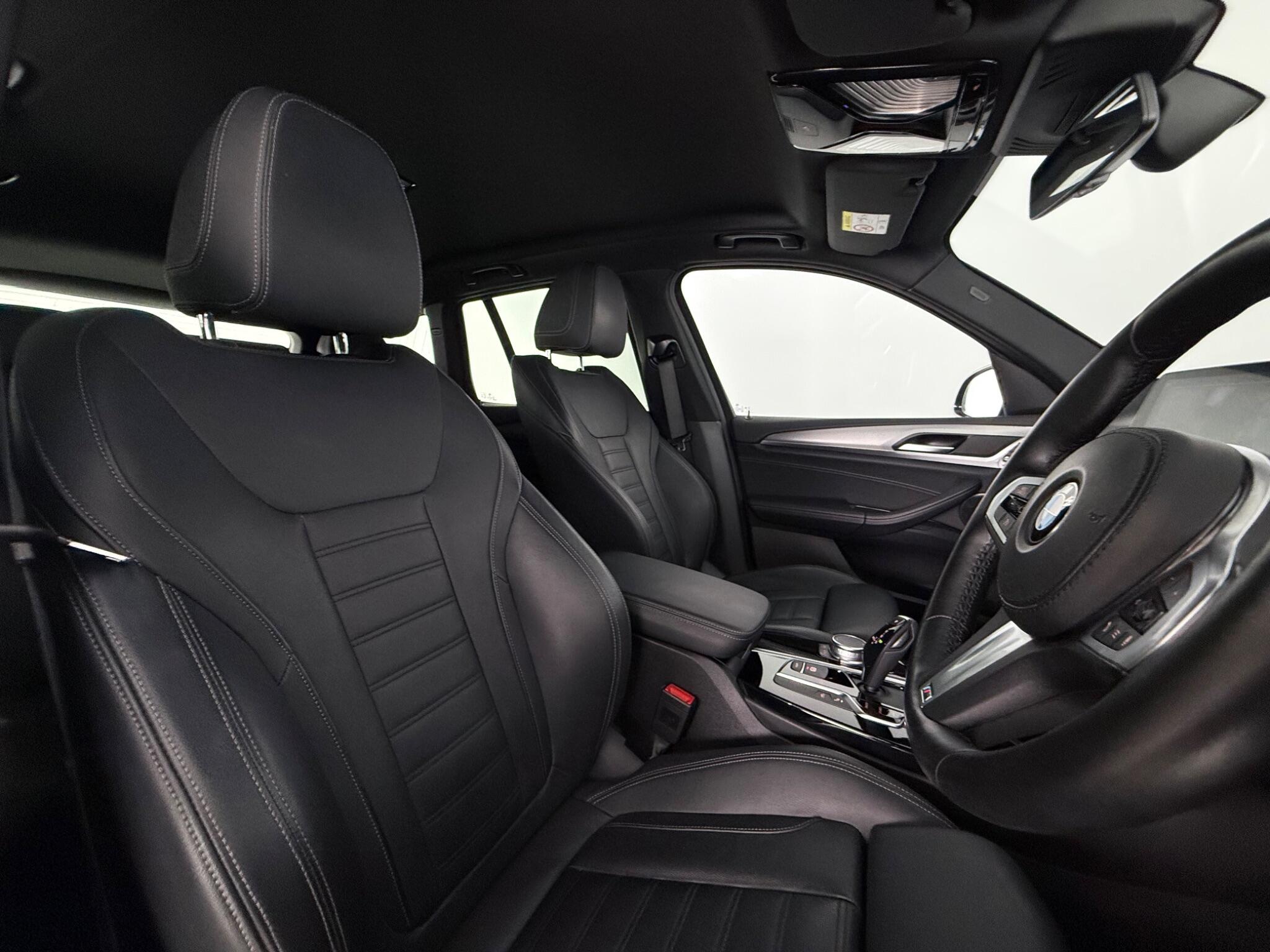 BMW X3 view 32