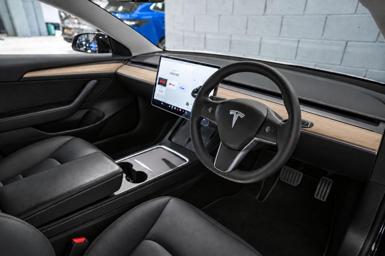 Tesla Model 3 view 2