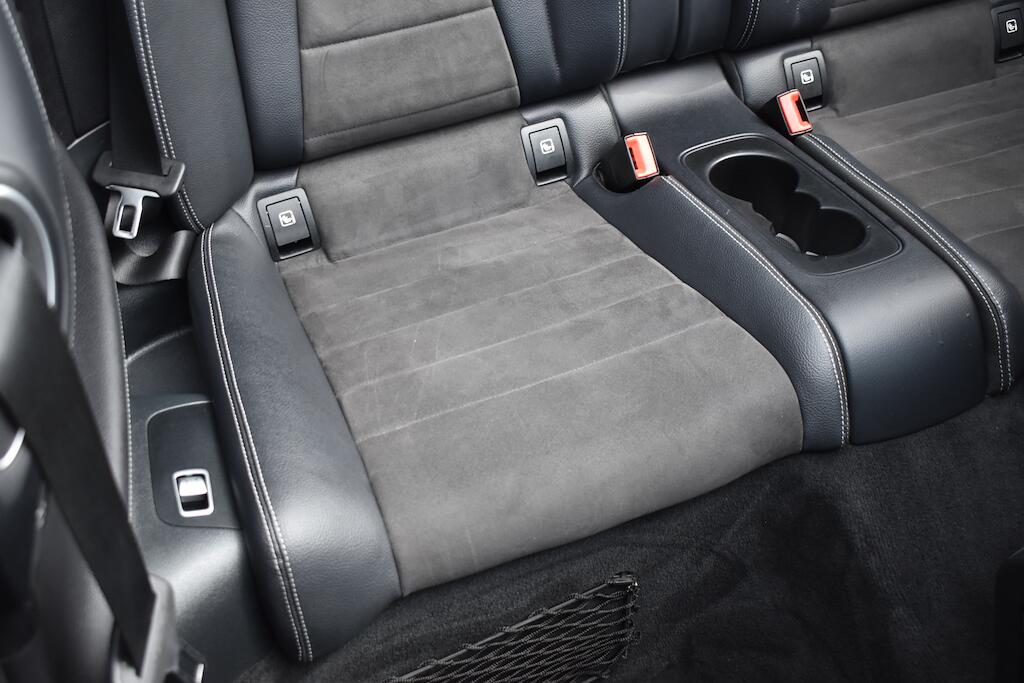 Mercedes-Benz E Class view 36