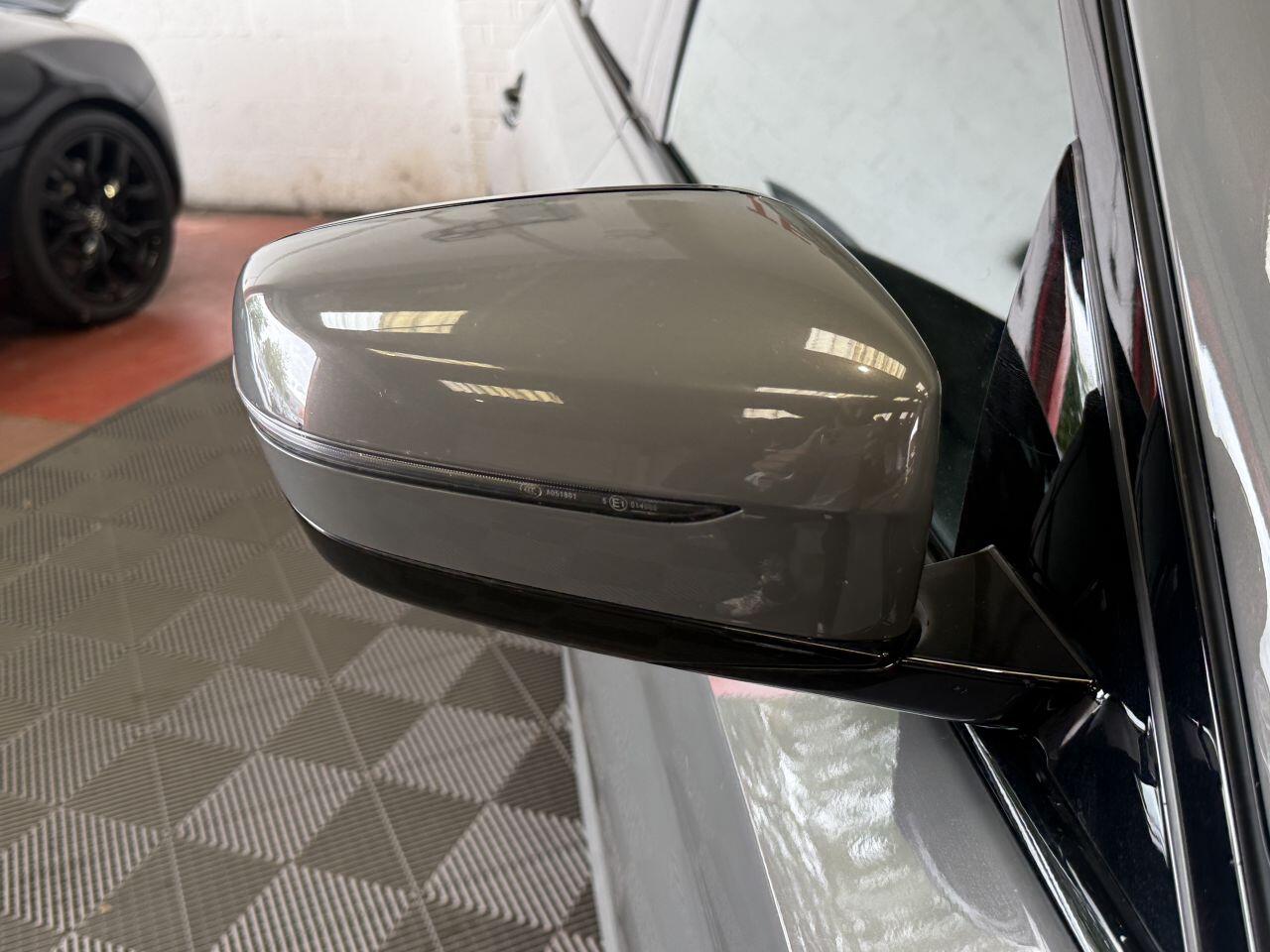 BMW 5 Series view 22