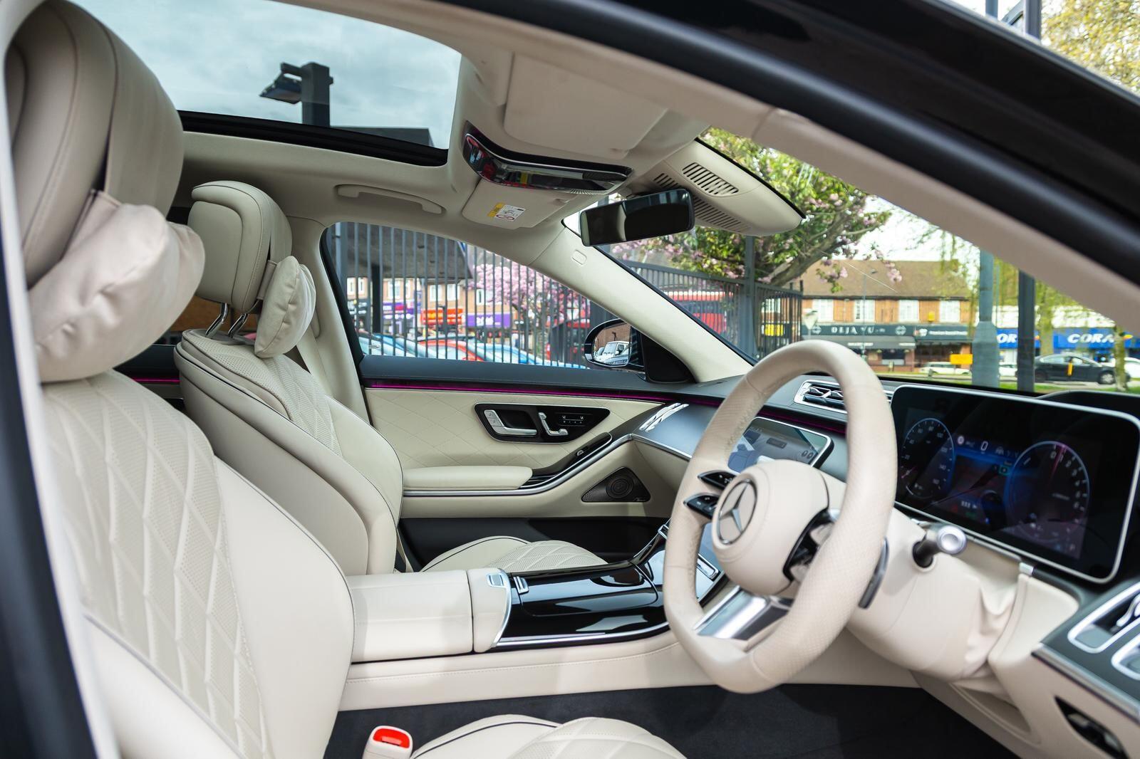 Mercedes-Benz S-Class view 16