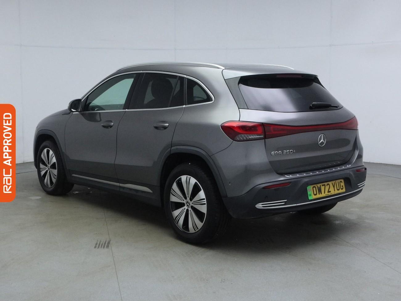Mercedes-Benz EQA view 5