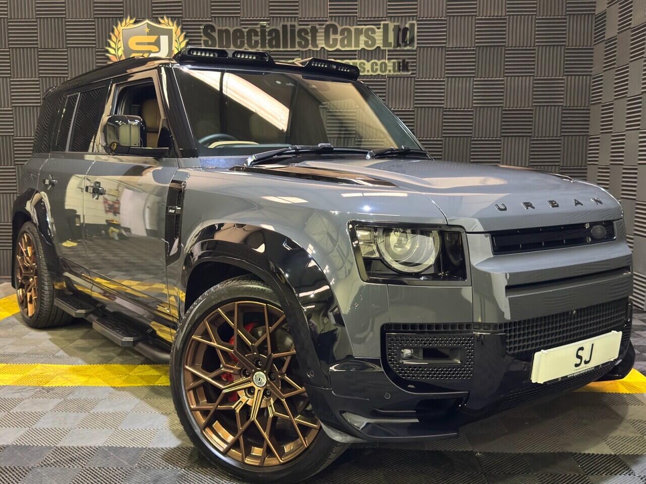 Land Rover Defender 110 main image