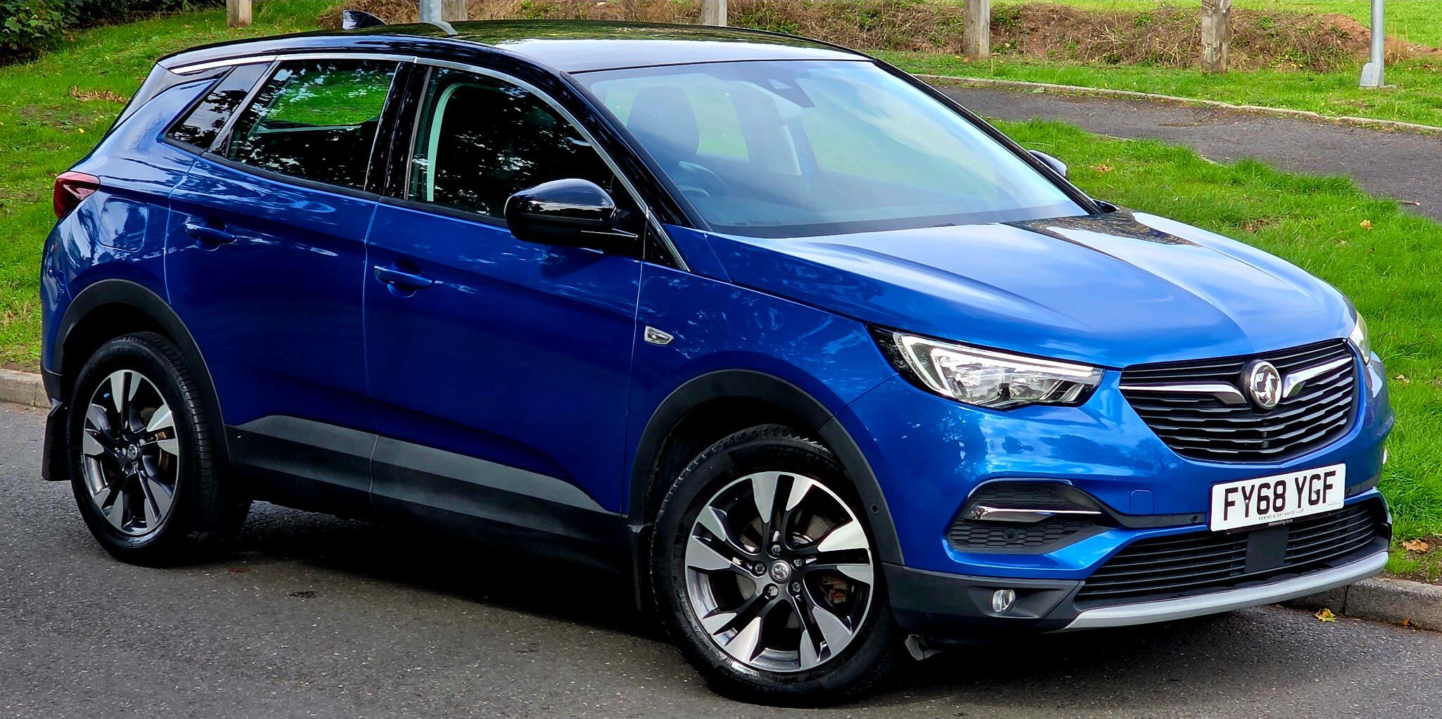 Vauxhall Grandland X view 8